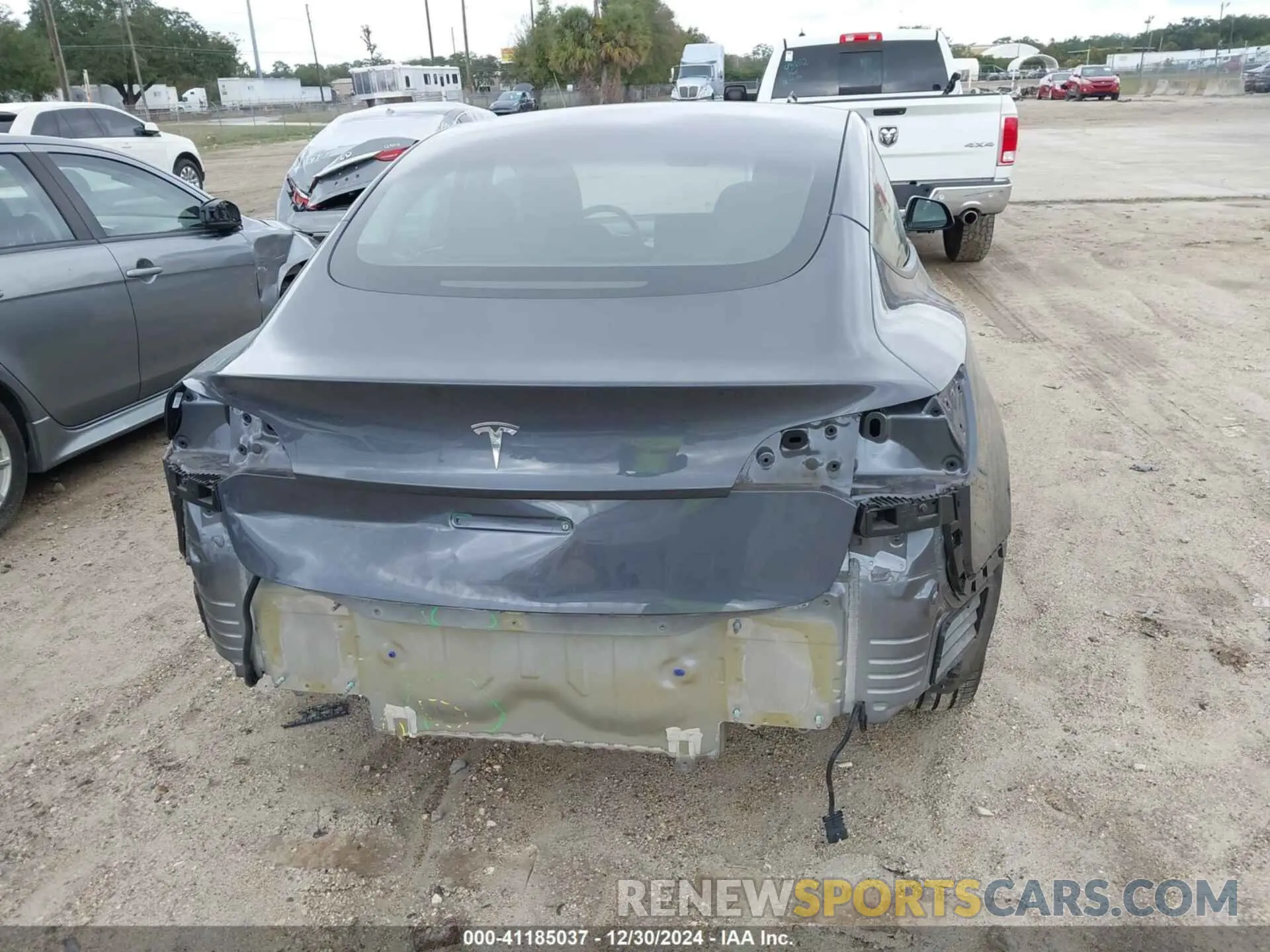 16 Photograph of a damaged car 5YJ3E1EA0PF705009 TESLA MODEL 3 2023
