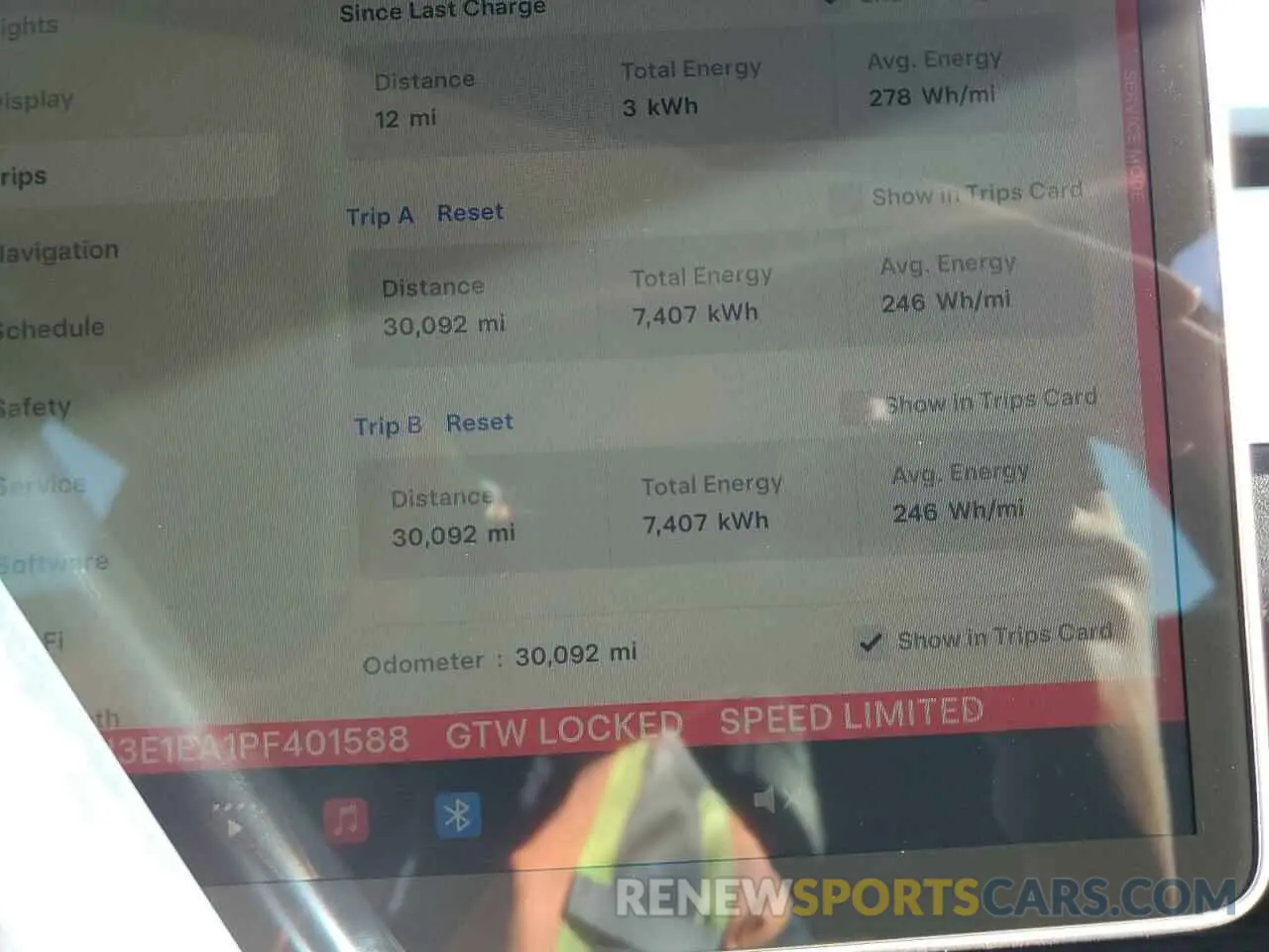 9 Photograph of a damaged car 5YJ3E1EA1PF401588 TESLA MODEL 3 2023