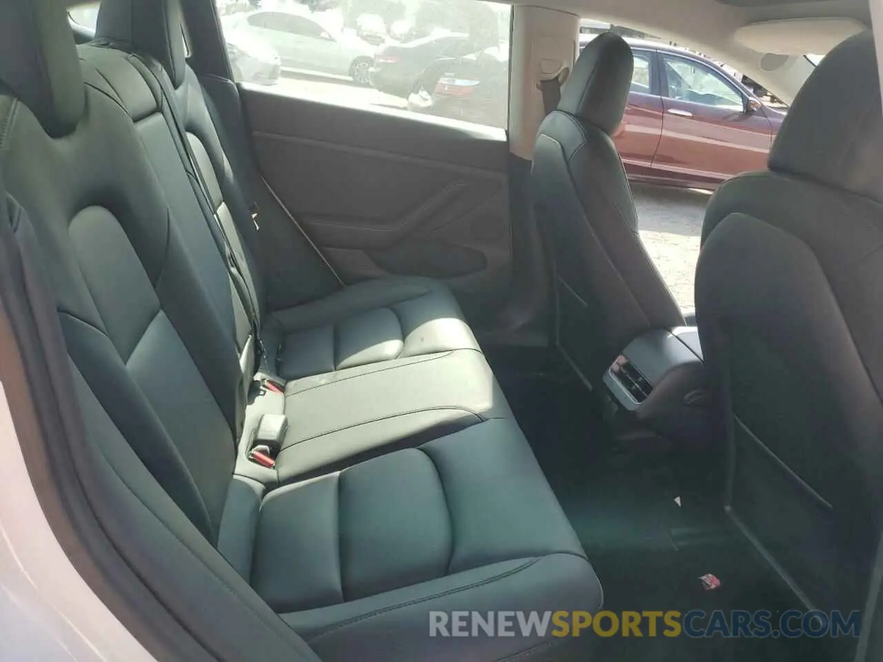 10 Photograph of a damaged car 5YJ3E1EA1PF403602 TESLA MODEL 3 2023