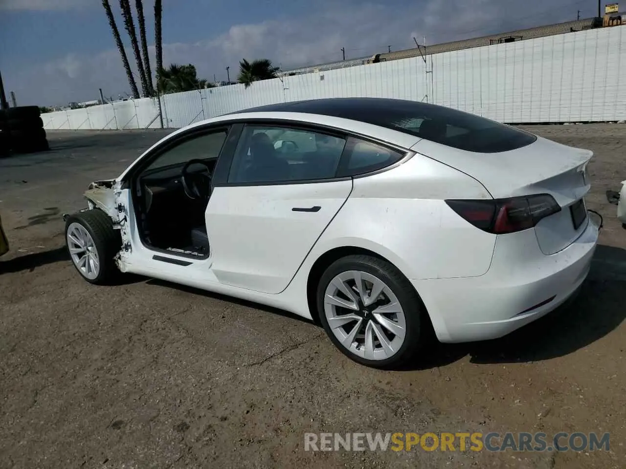 2 Photograph of a damaged car 5YJ3E1EA1PF403602 TESLA MODEL 3 2023