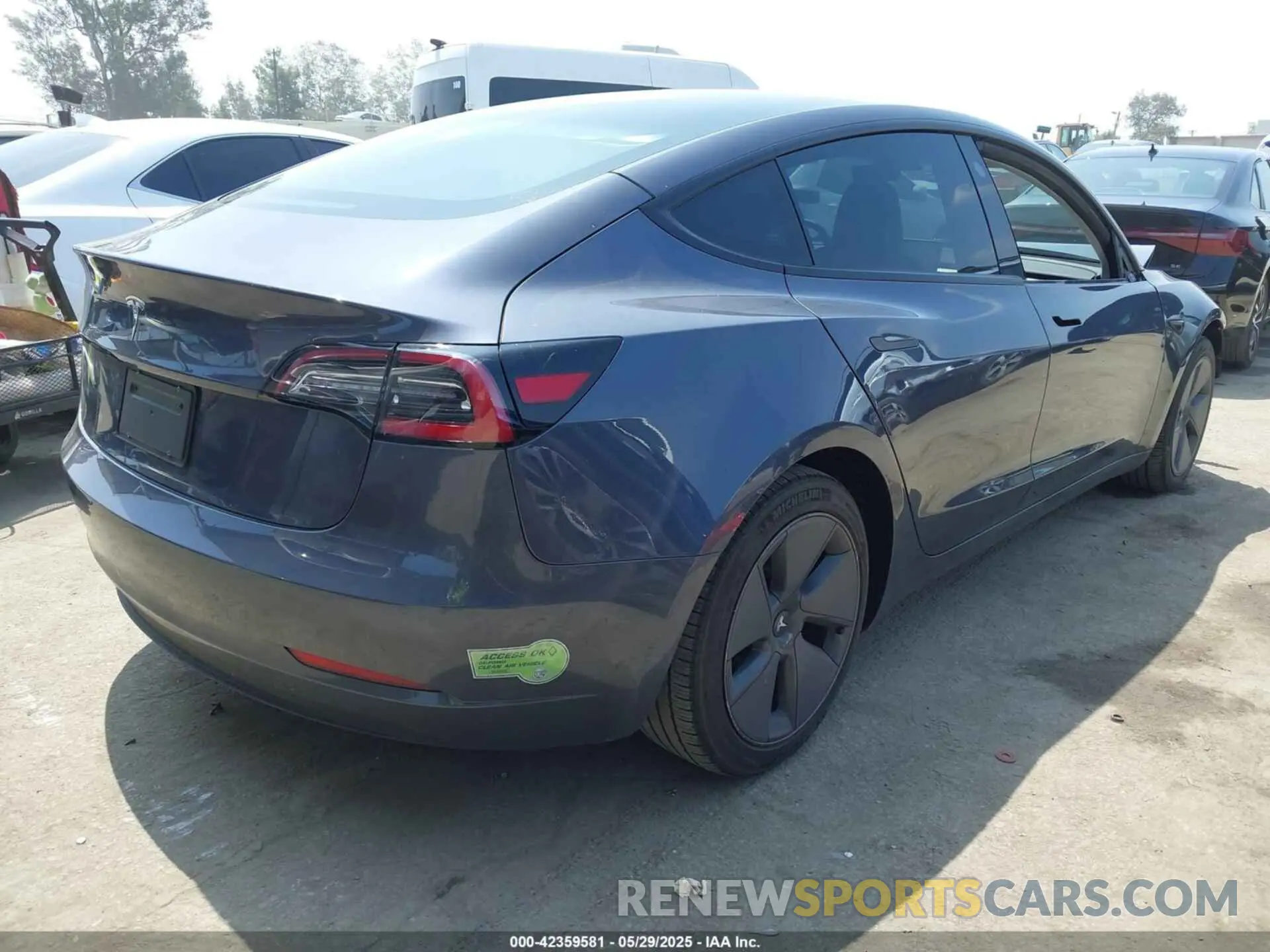 4 Photograph of a damaged car 5YJ3E1EA1PF403714 TESLA MODEL 3 2023