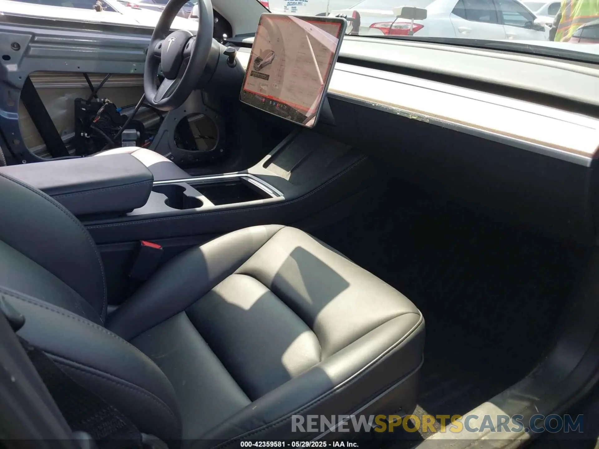 5 Photograph of a damaged car 5YJ3E1EA1PF403714 TESLA MODEL 3 2023