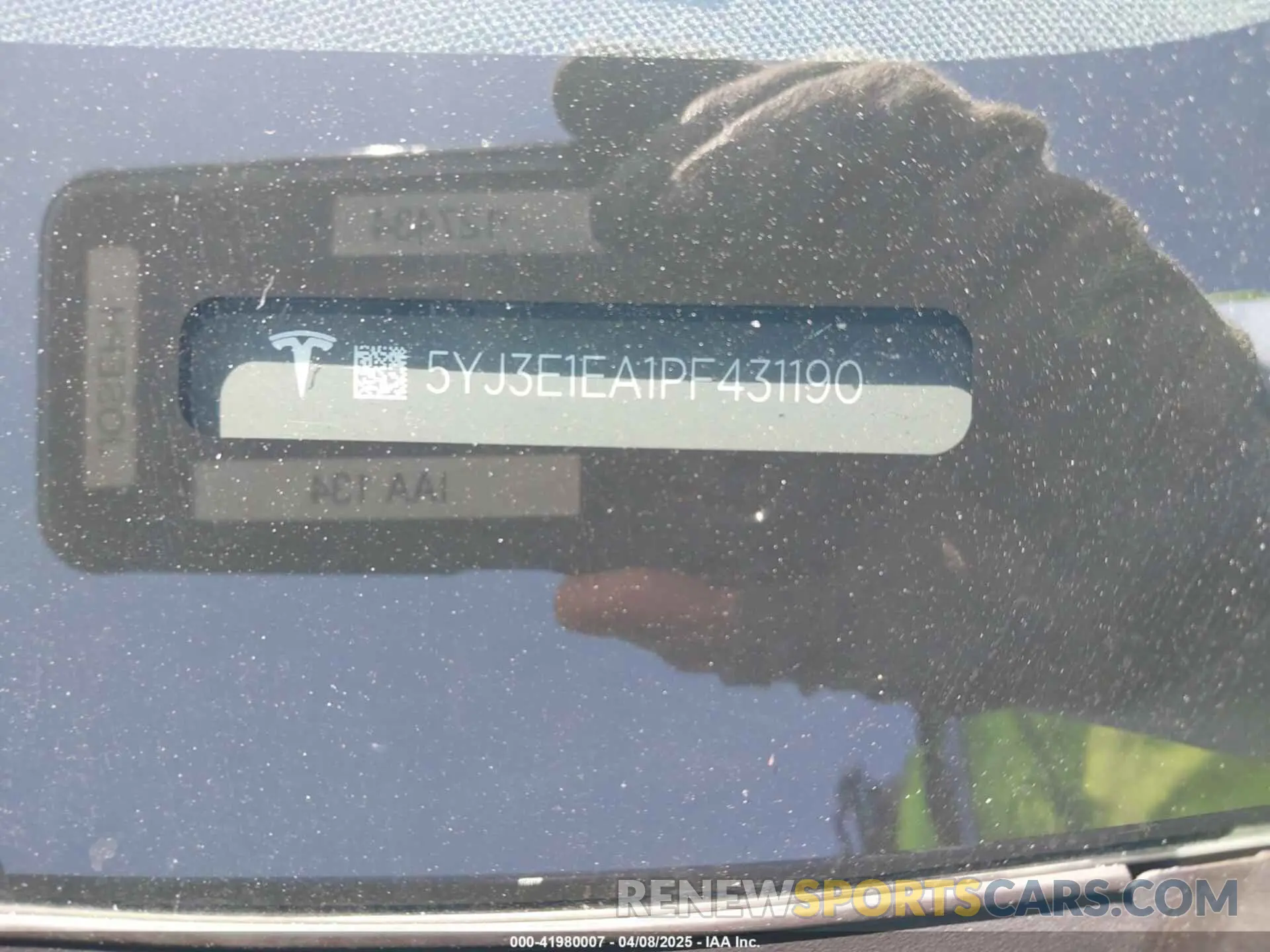 9 Photograph of a damaged car 5YJ3E1EA1PF431190 TESLA MODEL 3 2023