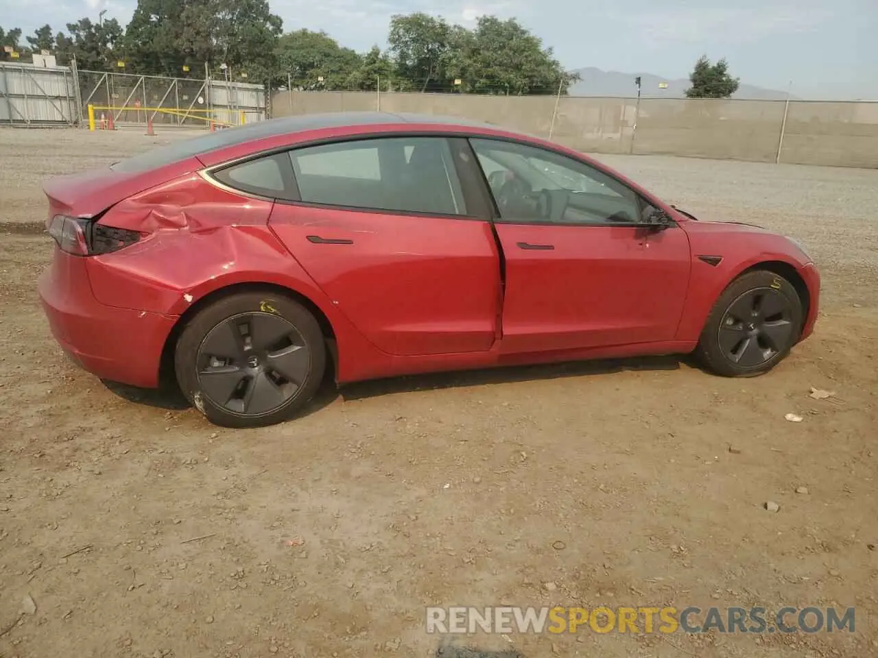 3 Photograph of a damaged car 5YJ3E1EA1PF432193 TESLA MODEL 3 2023