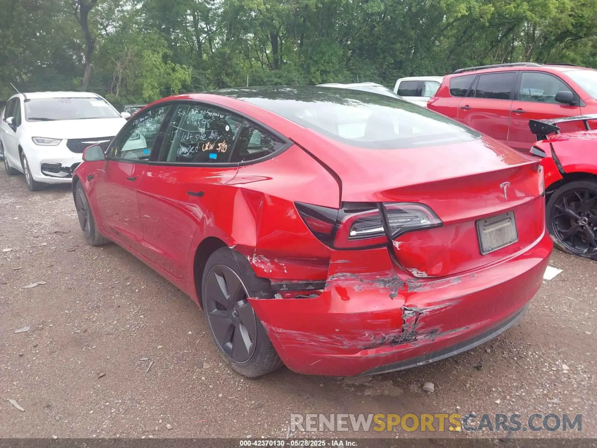 3 Photograph of a damaged car 5YJ3E1EA1PF437667 TESLA MODEL 3 2023