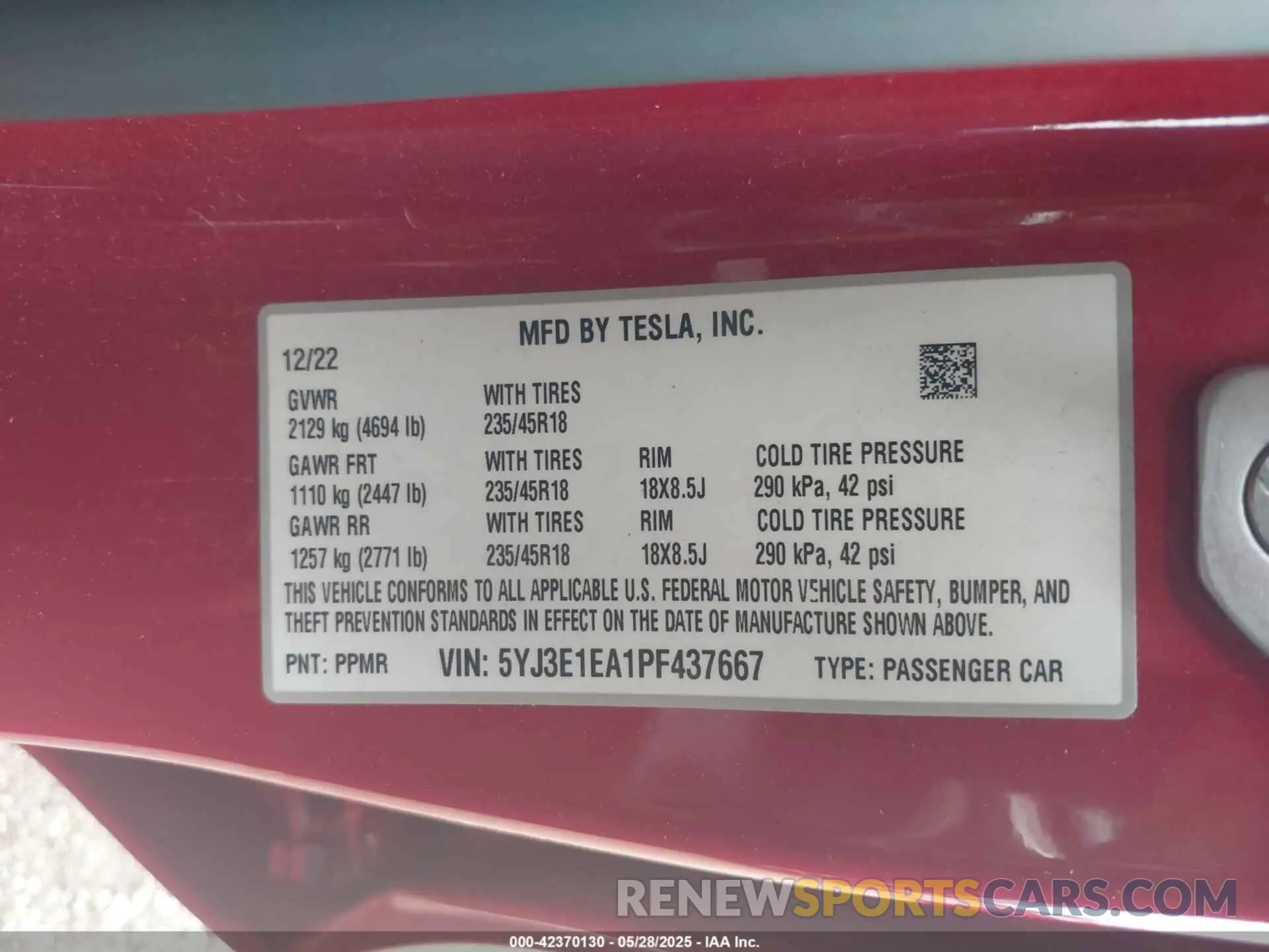 9 Photograph of a damaged car 5YJ3E1EA1PF437667 TESLA MODEL 3 2023