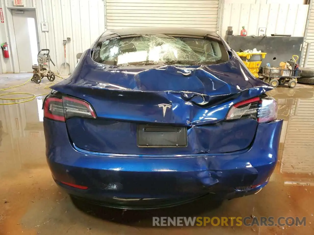 6 Фотография поврежденного автомобиля 5YJ3E1EA1PF447342 TESLA MODEL 3 2023