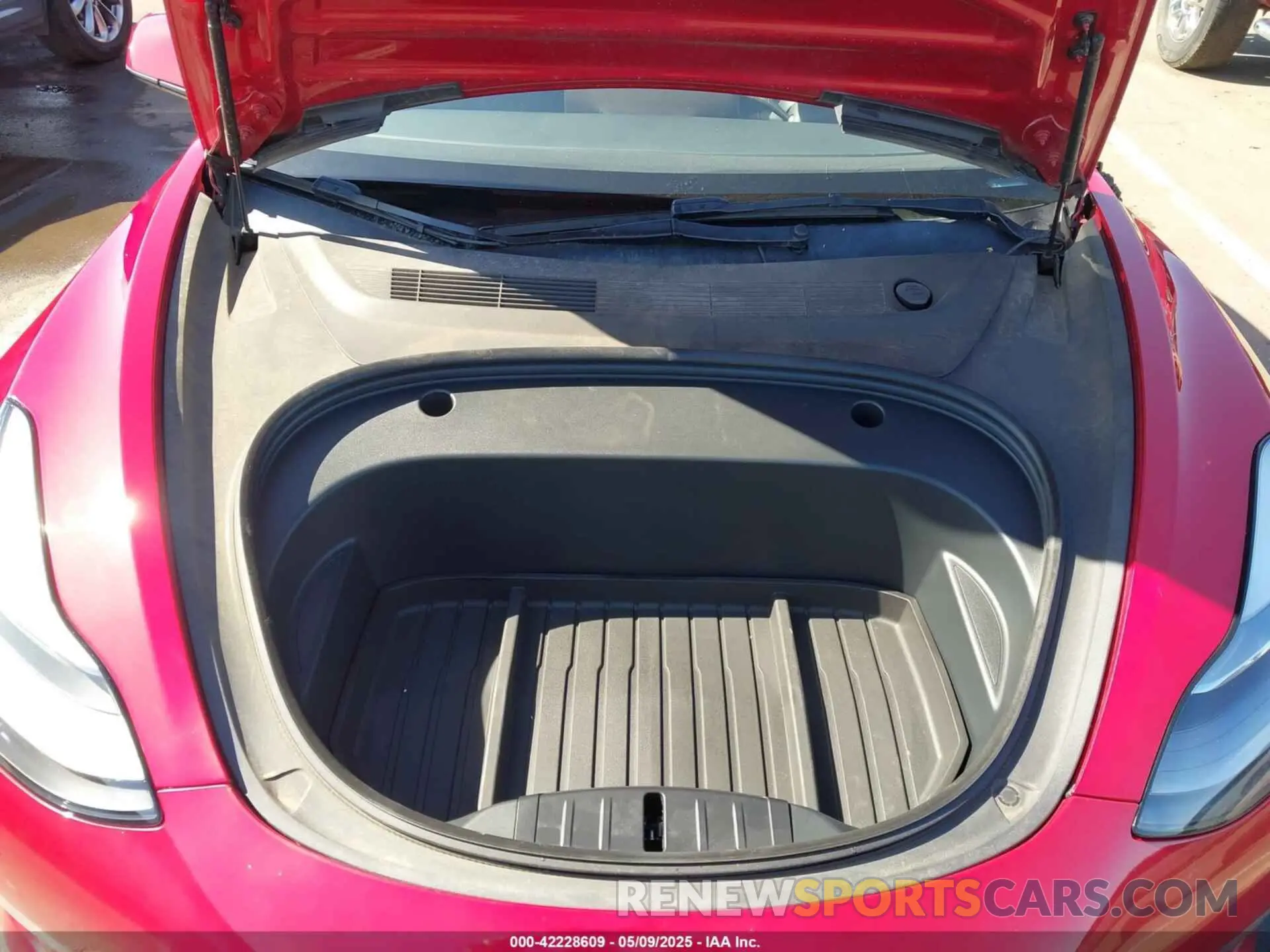 10 Photograph of a damaged car 5YJ3E1EA1PF456185 TESLA MODEL 3 2023