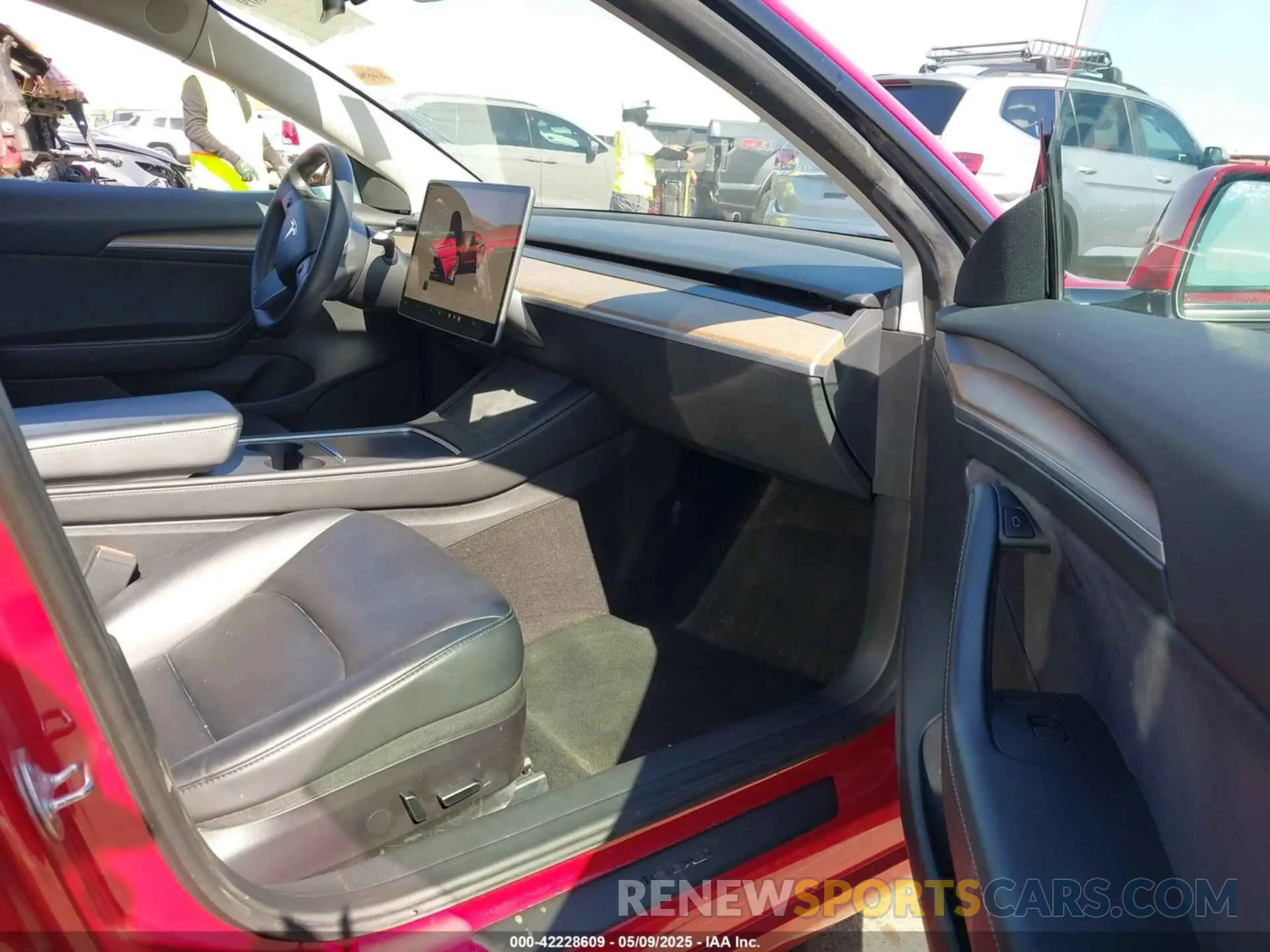 5 Photograph of a damaged car 5YJ3E1EA1PF456185 TESLA MODEL 3 2023