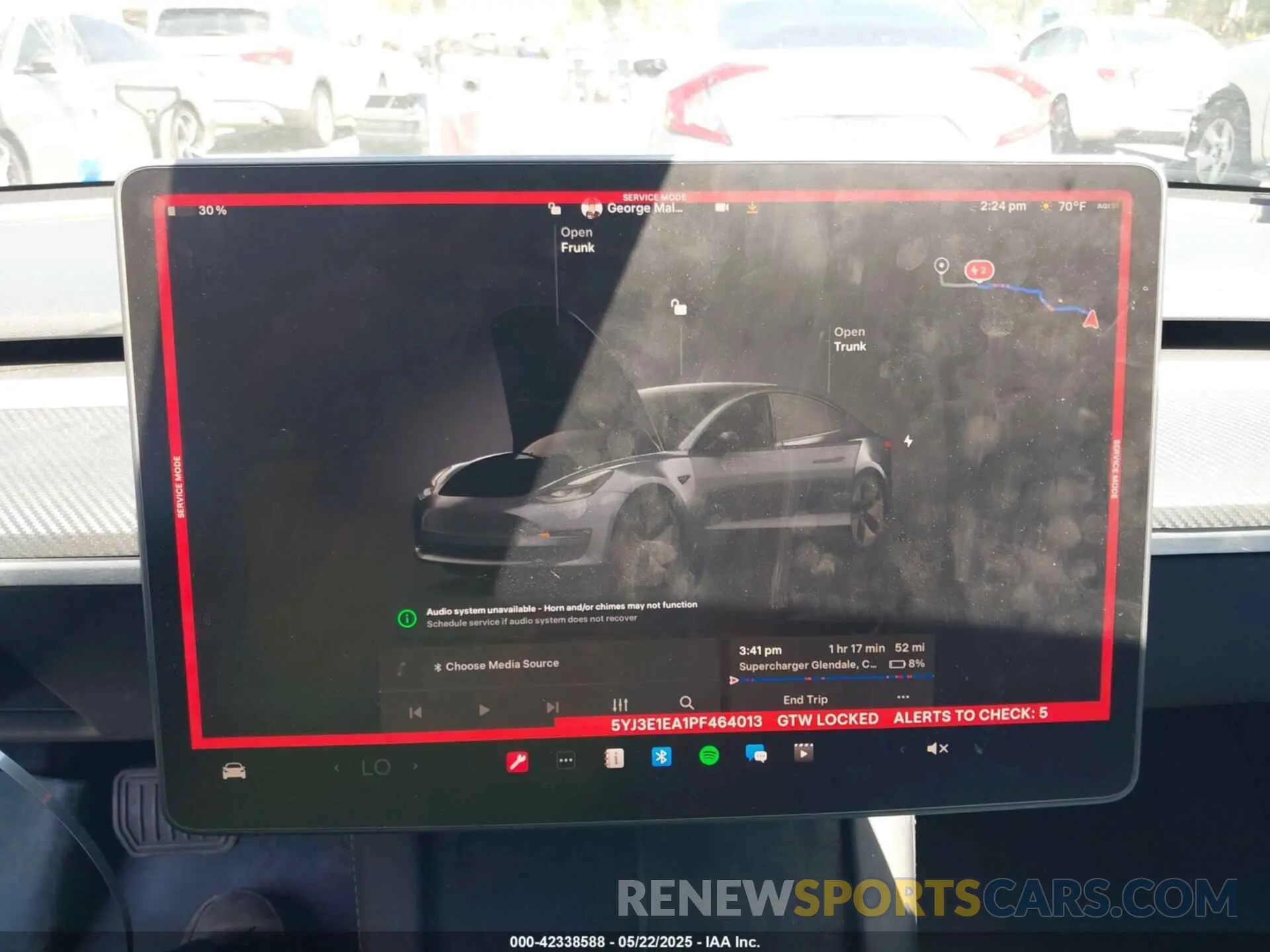18 Фотография поврежденного автомобиля 5YJ3E1EA1PF464013 TESLA MODEL 3 2023