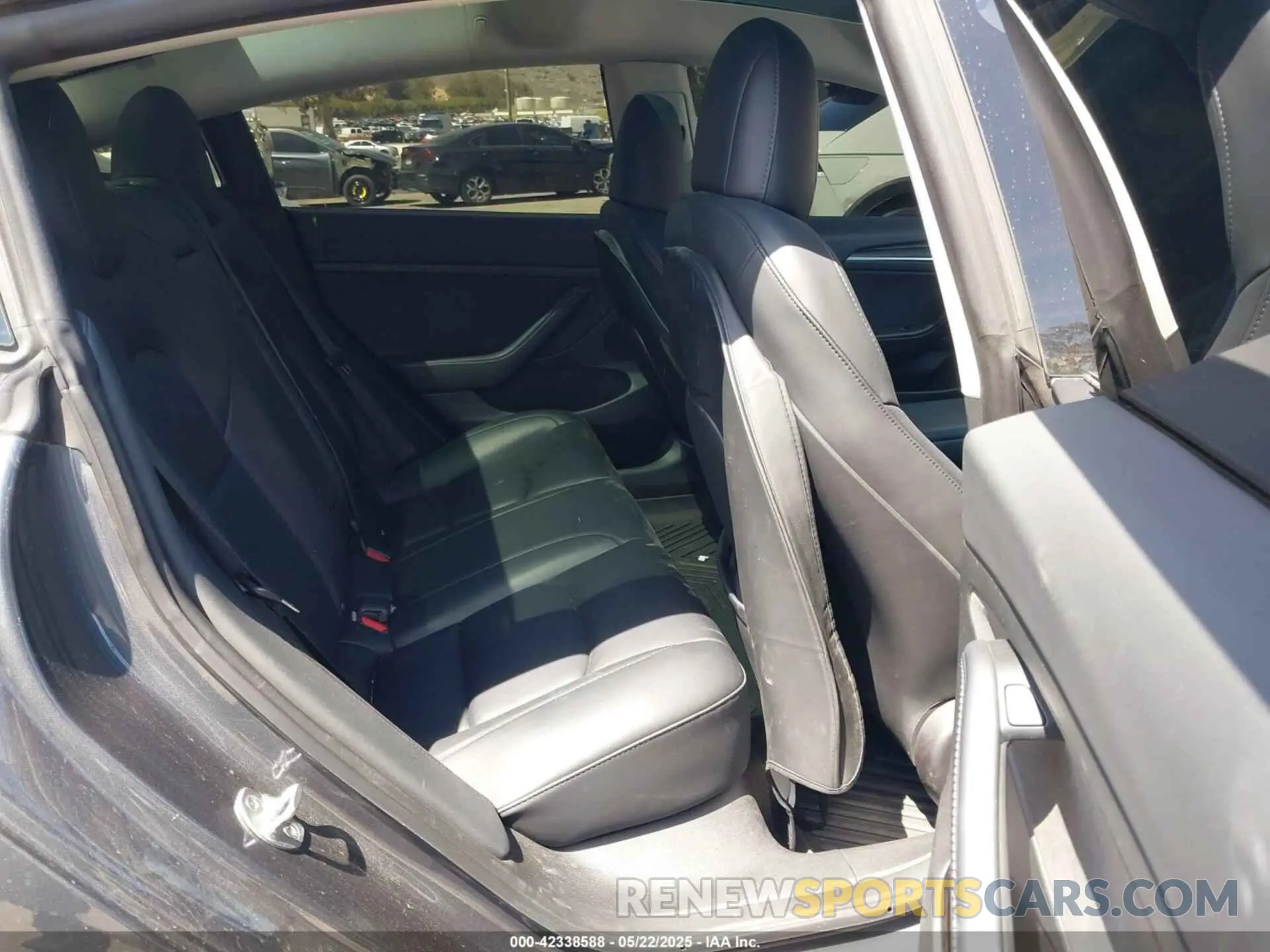 8 Фотография поврежденного автомобиля 5YJ3E1EA1PF464013 TESLA MODEL 3 2023