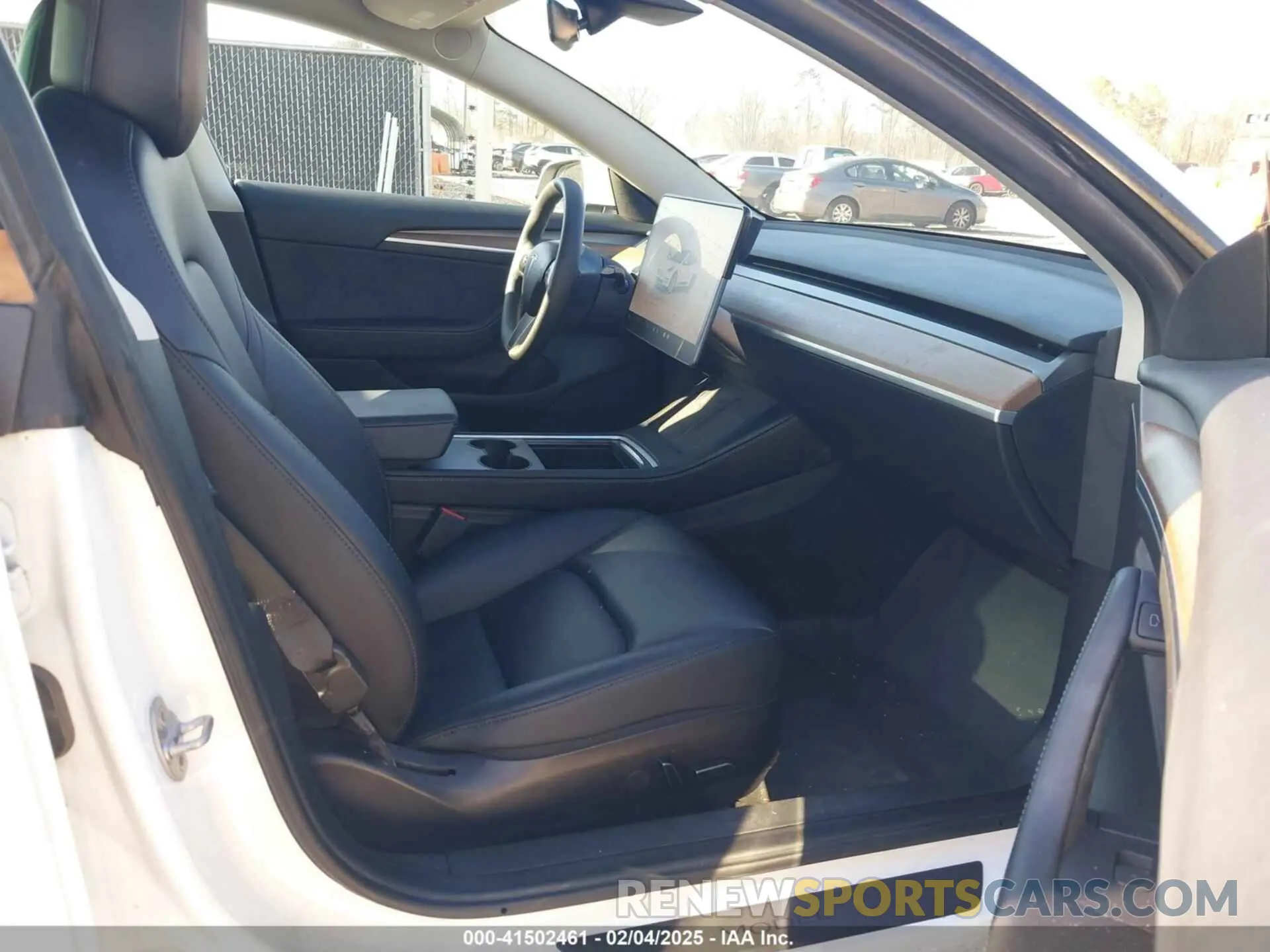 5 Photograph of a damaged car 5YJ3E1EA1PF465601 TESLA MODEL 3 2023