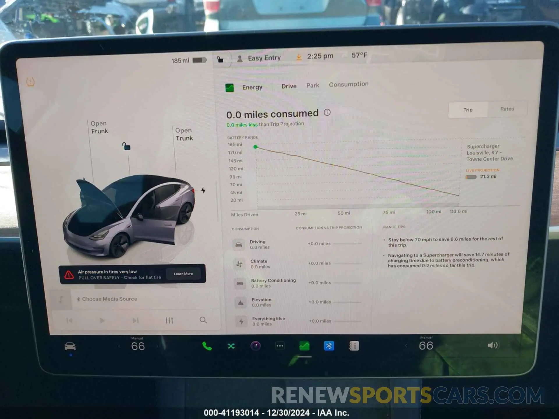 17 Photograph of a damaged car 5YJ3E1EA1PF485573 TESLA MODEL 3 2023