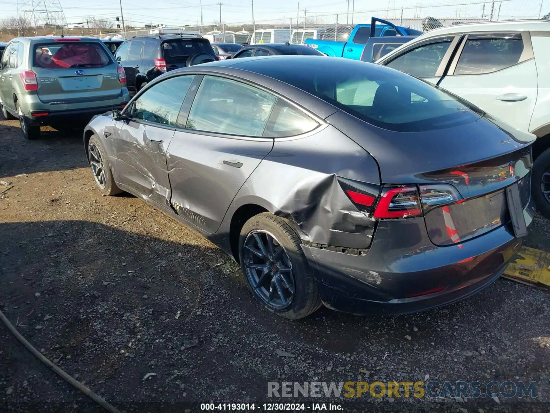 3 Photograph of a damaged car 5YJ3E1EA1PF485573 TESLA MODEL 3 2023
