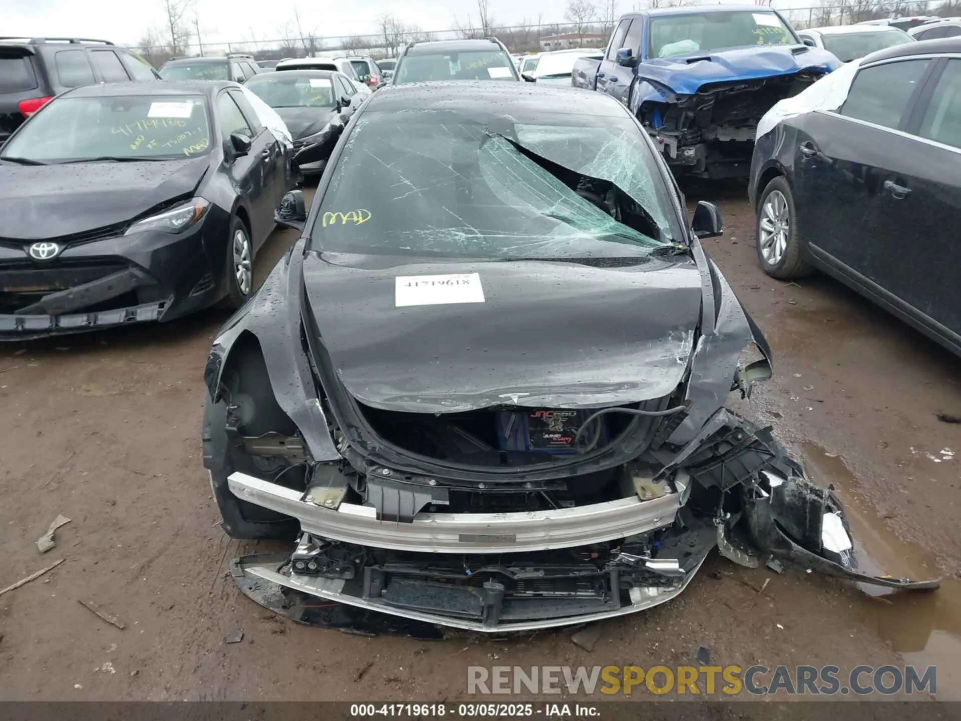 13 Photograph of a damaged car 5YJ3E1EA1PF512562 TESLA MODEL 3 2023