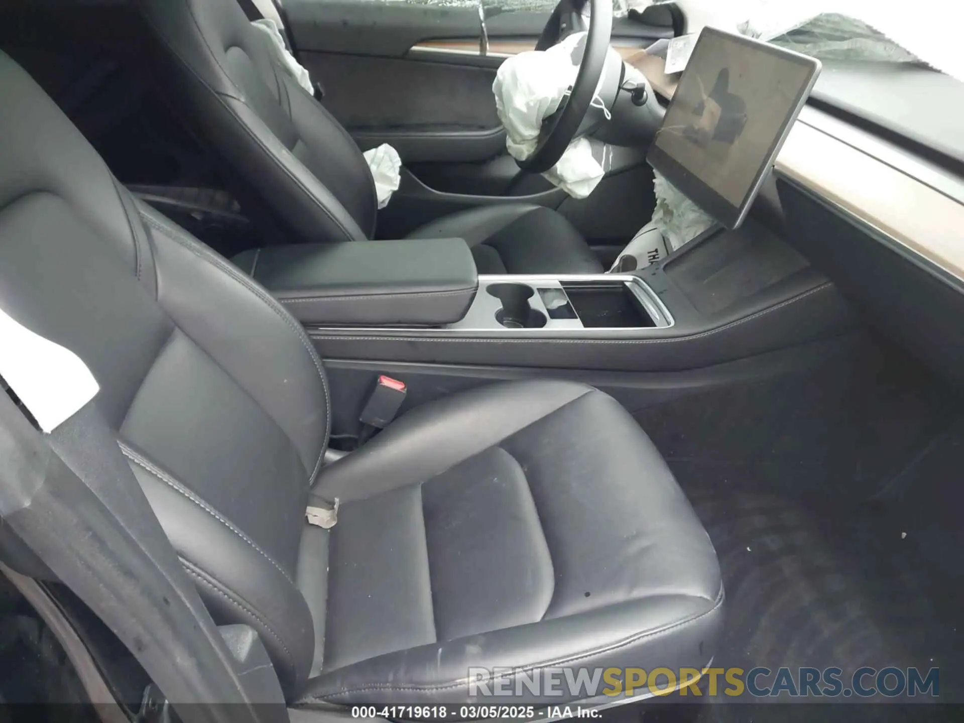 5 Photograph of a damaged car 5YJ3E1EA1PF512562 TESLA MODEL 3 2023