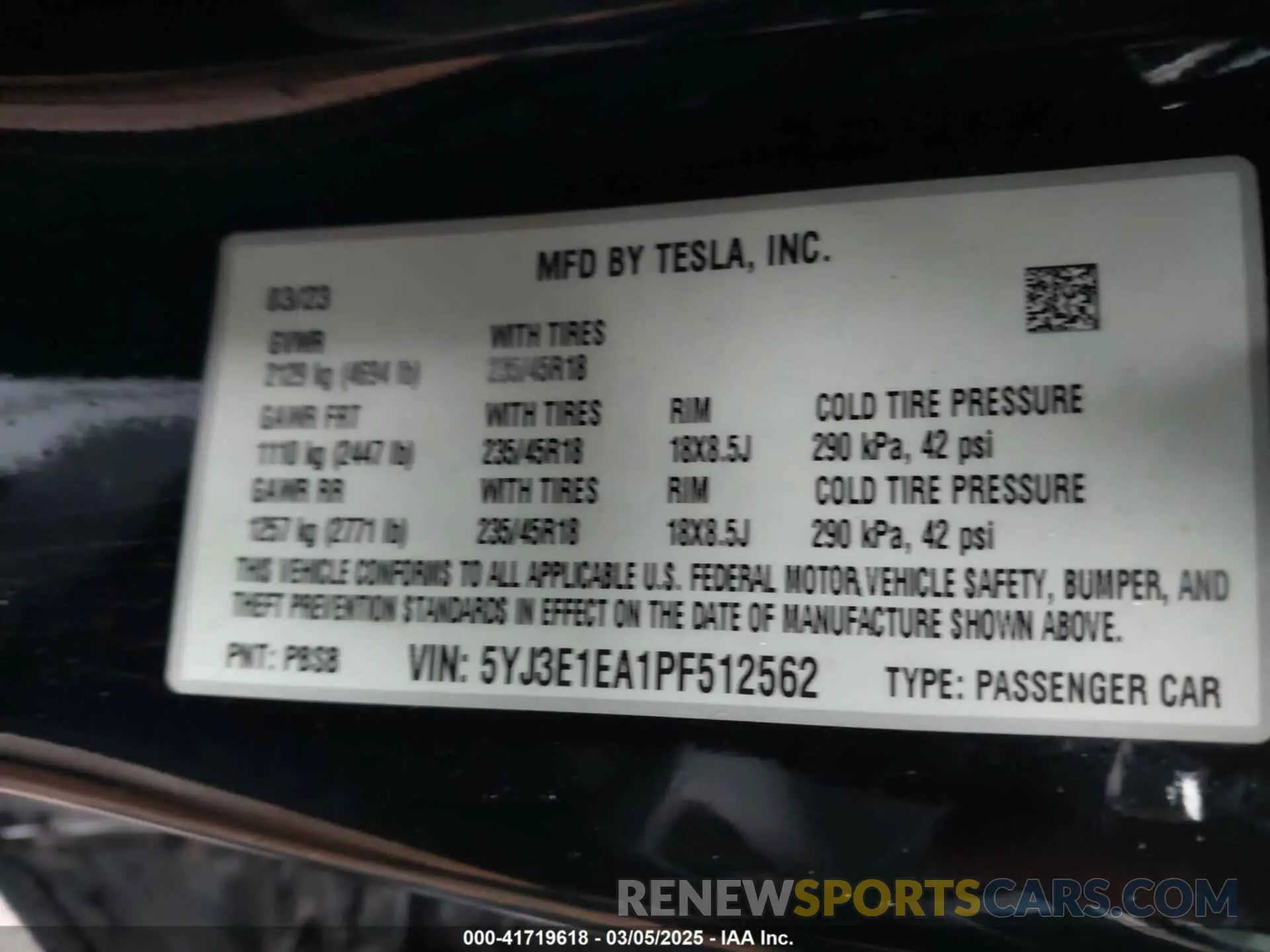 9 Photograph of a damaged car 5YJ3E1EA1PF512562 TESLA MODEL 3 2023