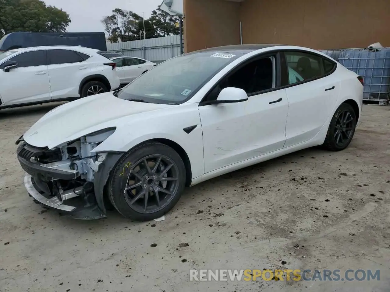 1 Фотография поврежденного автомобиля 5YJ3E1EA1PF513310 TESLA MODEL 3 2023