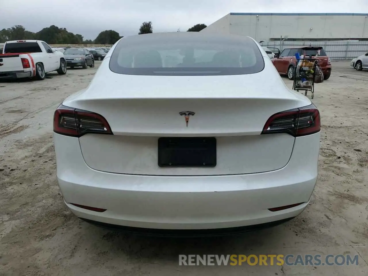6 Фотография поврежденного автомобиля 5YJ3E1EA1PF513310 TESLA MODEL 3 2023