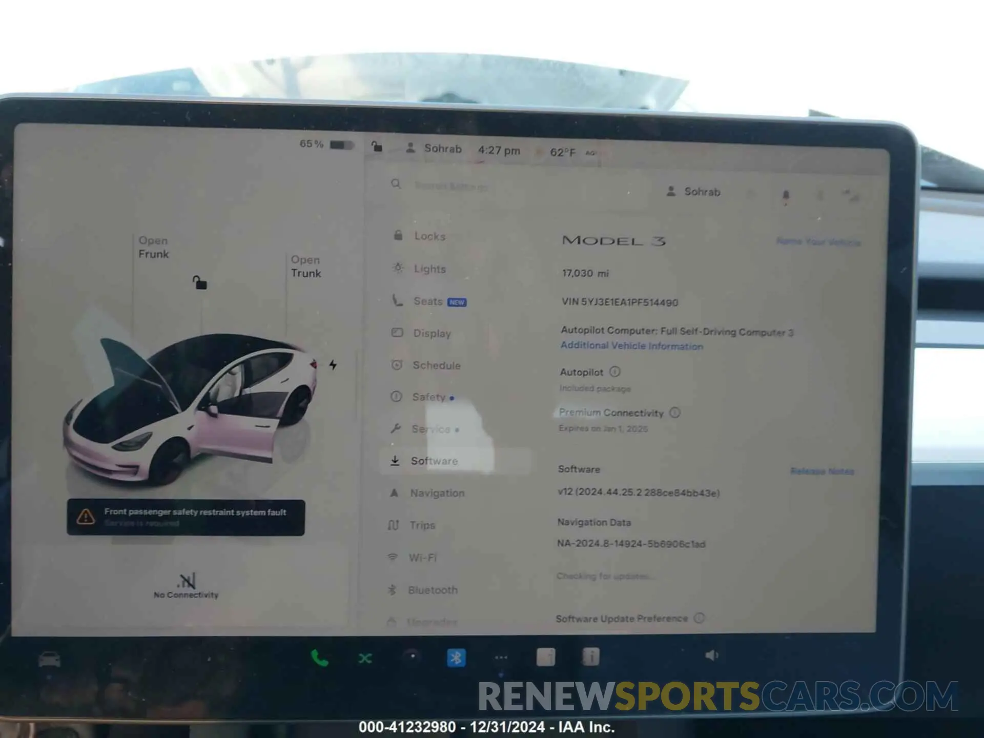 19 Photograph of a damaged car 5YJ3E1EA1PF514490 TESLA MODEL 3 2023