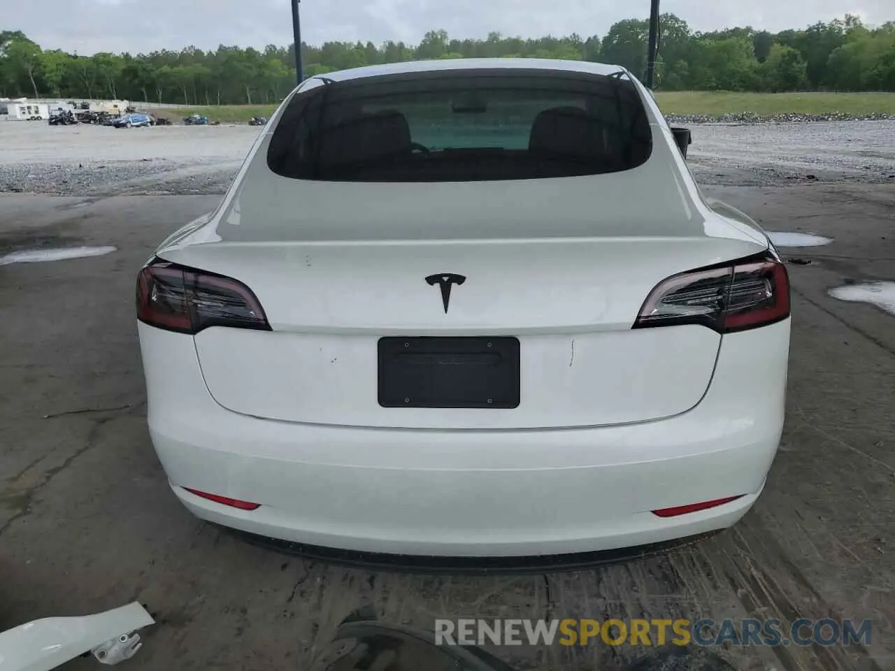 6 Photograph of a damaged car 5YJ3E1EA1PF543214 TESLA MODEL 3 2023