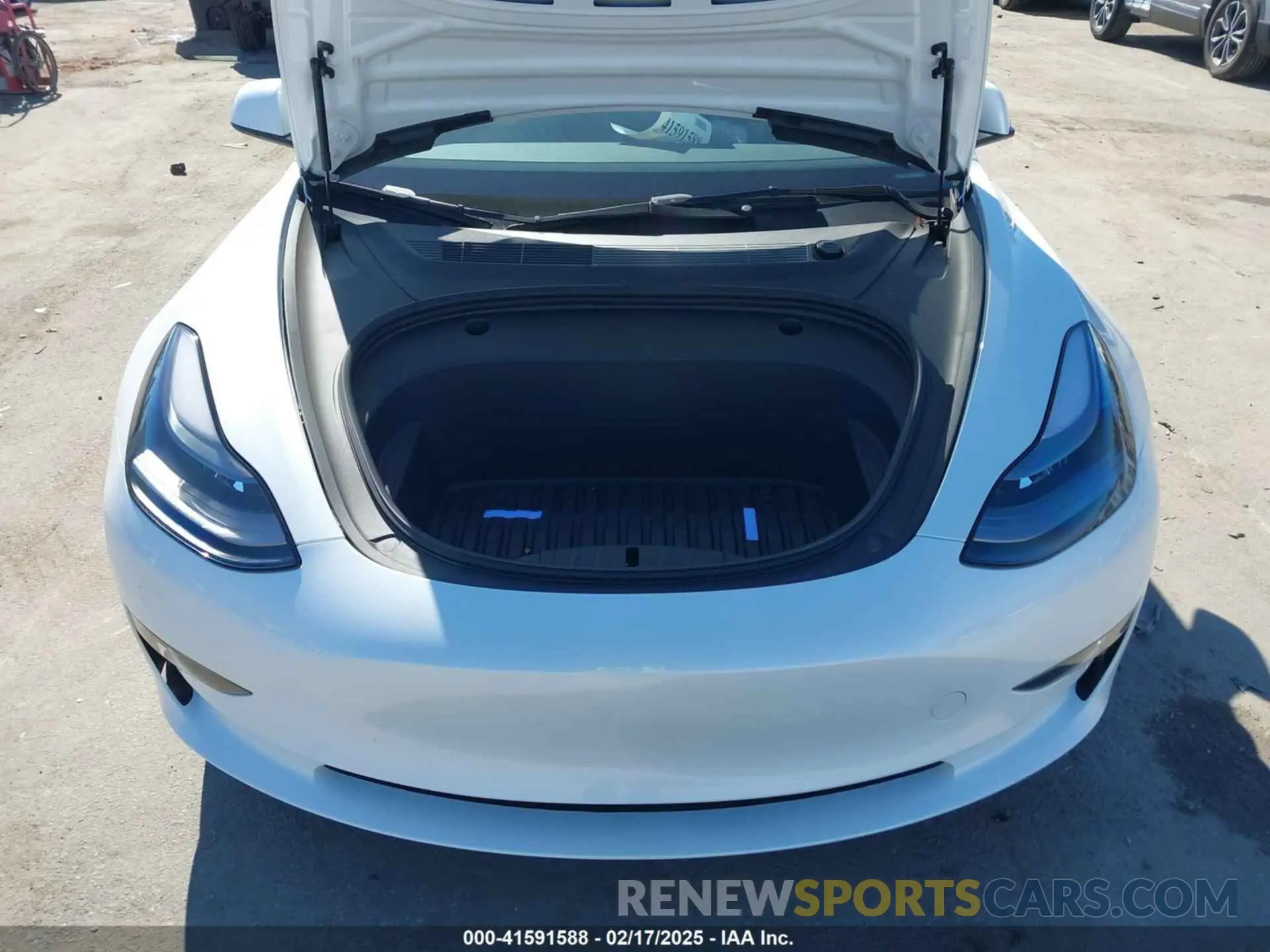 10 Photograph of a damaged car 5YJ3E1EA1PF545223 TESLA MODEL 3 2023