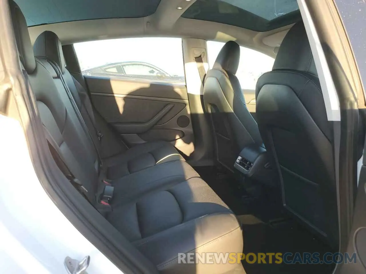 11 Photograph of a damaged car 5YJ3E1EA1PF546937 TESLA MODEL 3 2023