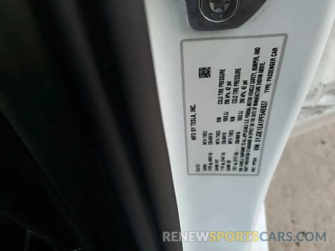14 Photograph of a damaged car 5YJ3E1EA1PF546937 TESLA MODEL 3 2023
