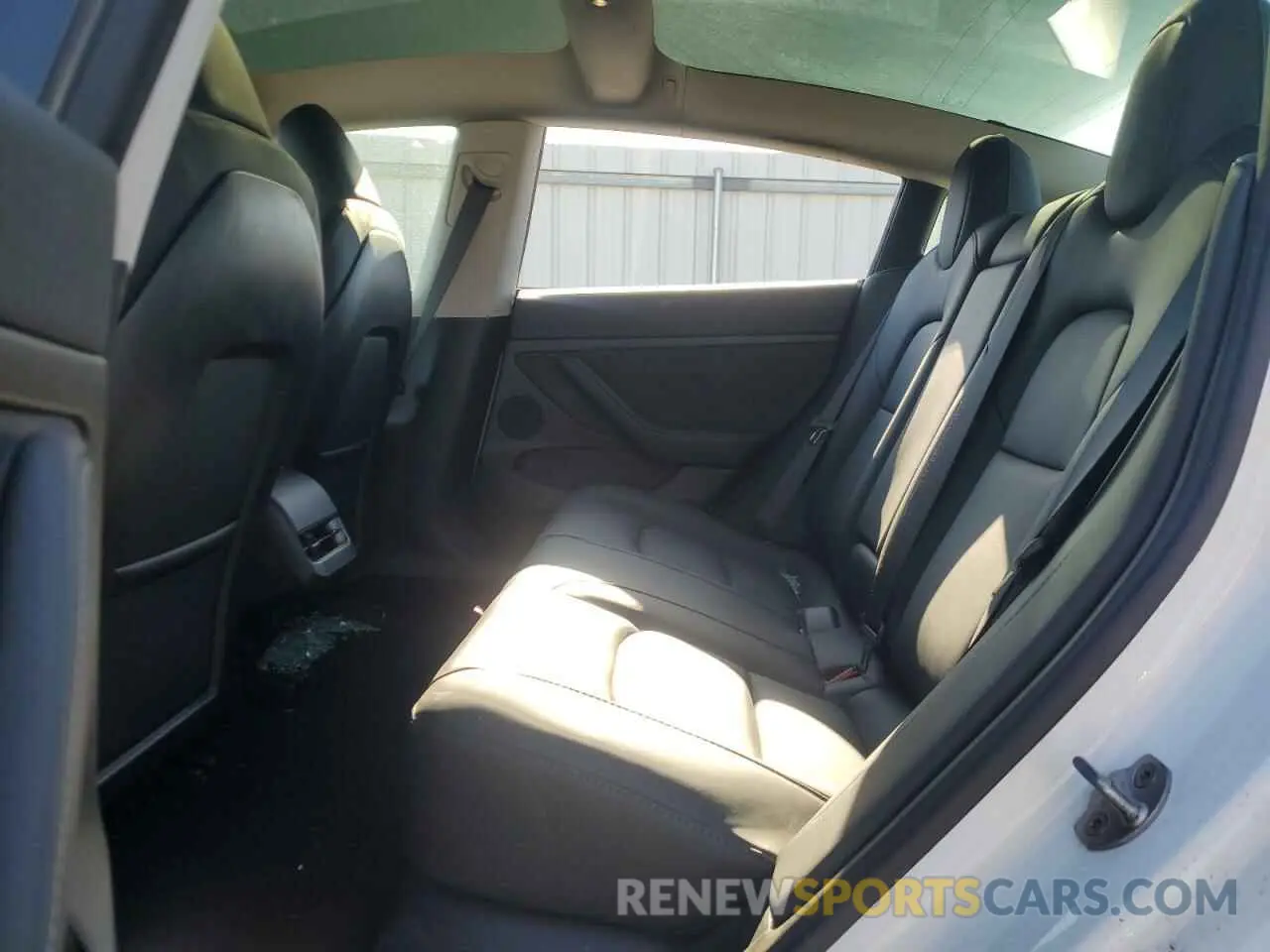 10 Фотография поврежденного автомобиля 5YJ3E1EA1PF556562 TESLA MODEL 3 2023