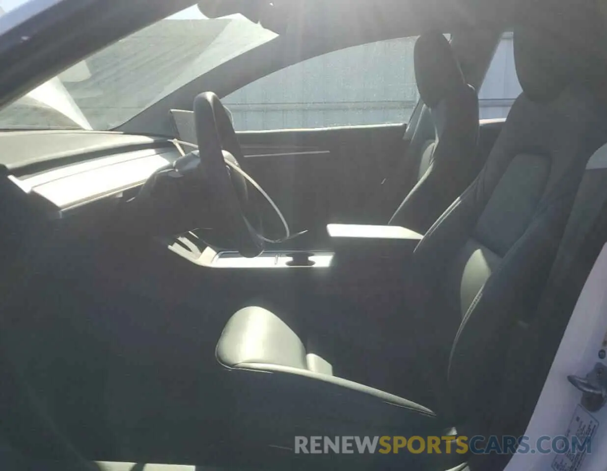 7 Фотография поврежденного автомобиля 5YJ3E1EA1PF556562 TESLA MODEL 3 2023