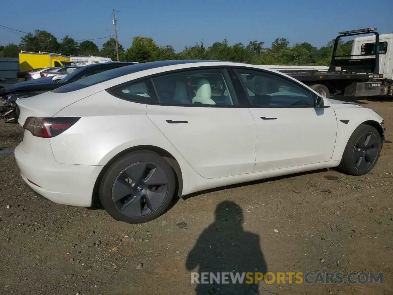 3 Photograph of a damaged car 5YJ3E1EA1PF564693 TESLA MODEL 3 2023