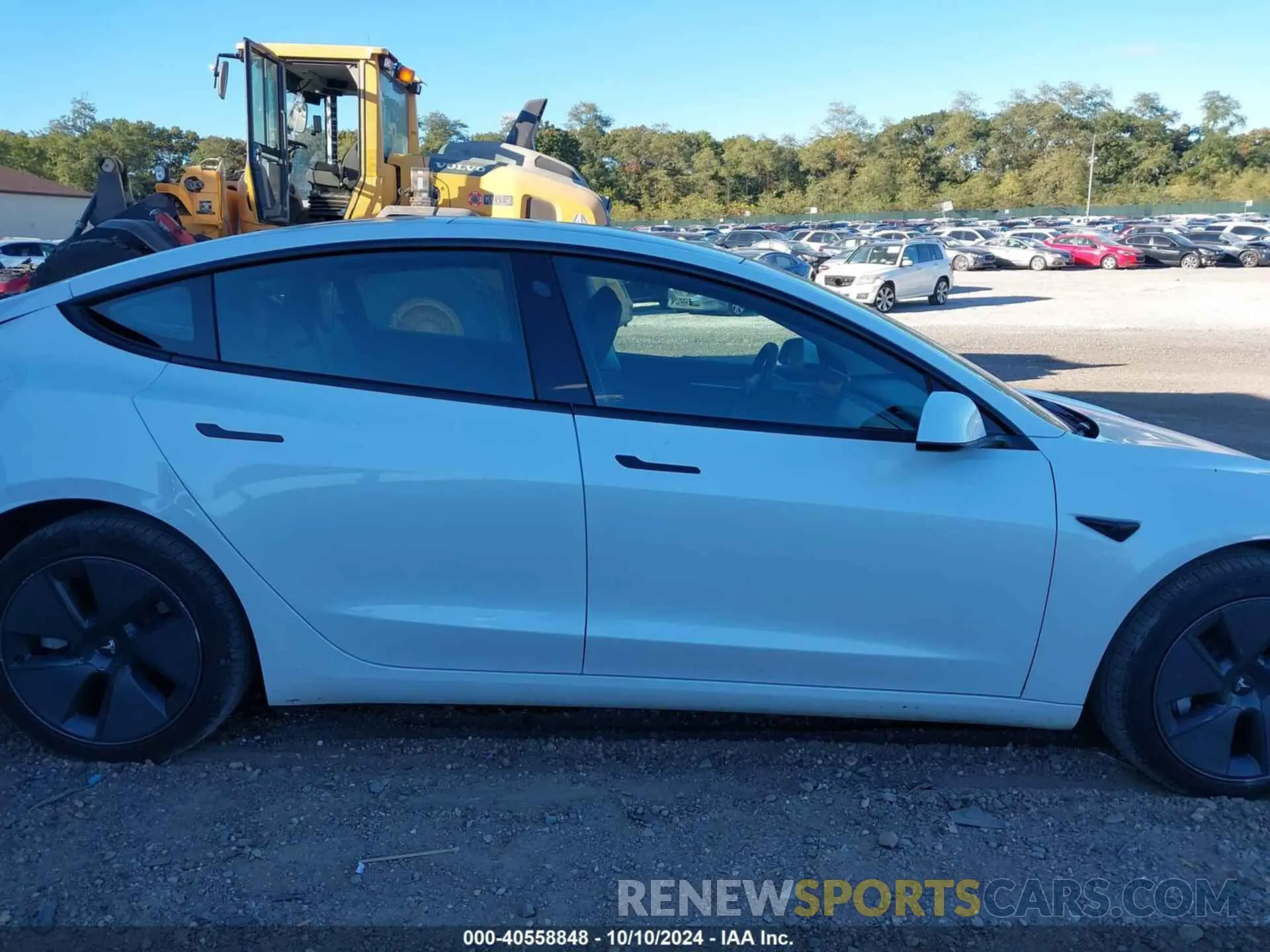 13 Фотография поврежденного автомобиля 5YJ3E1EA1PF570543 TESLA MODEL 3 2023