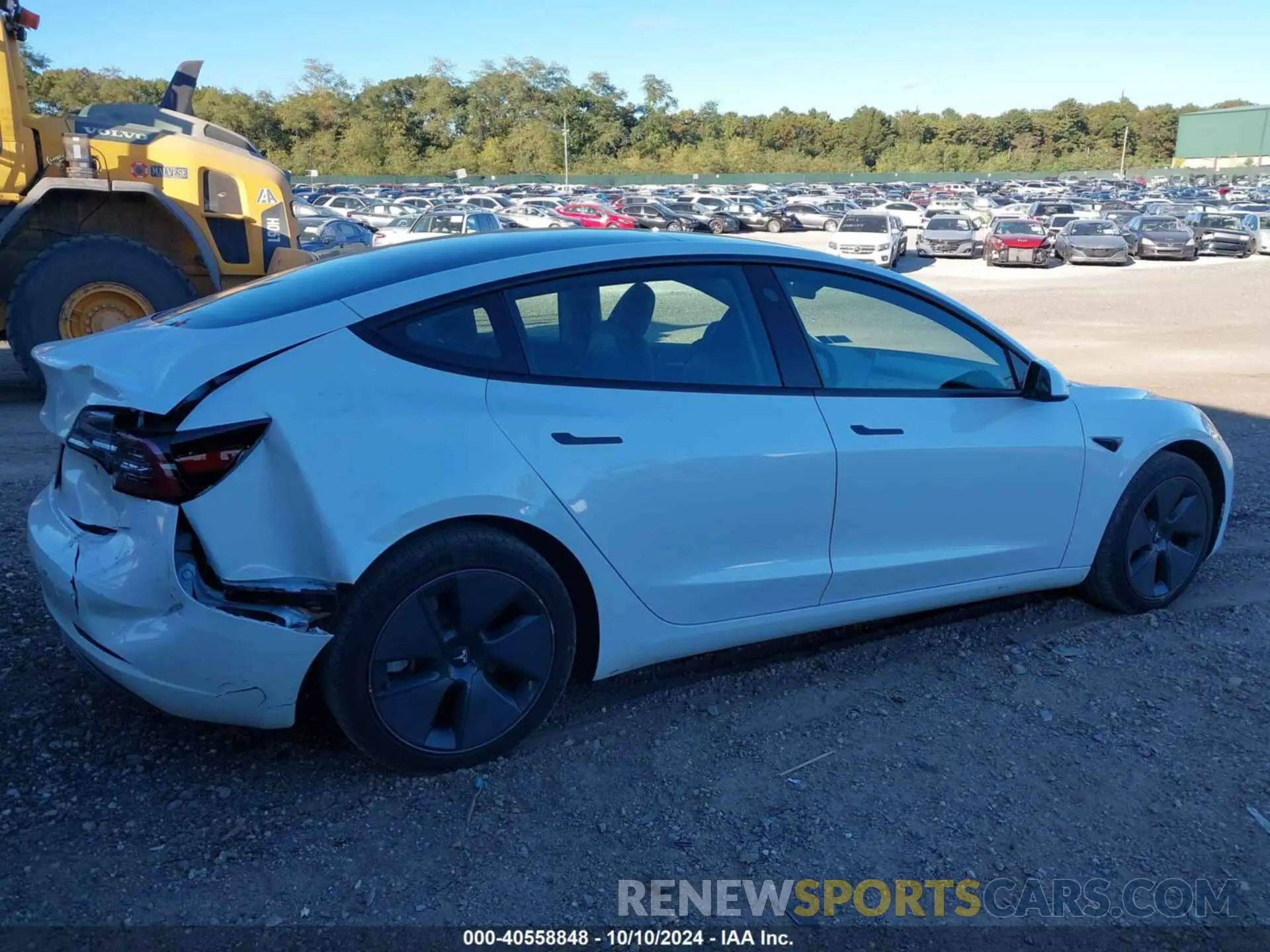 4 Фотография поврежденного автомобиля 5YJ3E1EA1PF570543 TESLA MODEL 3 2023