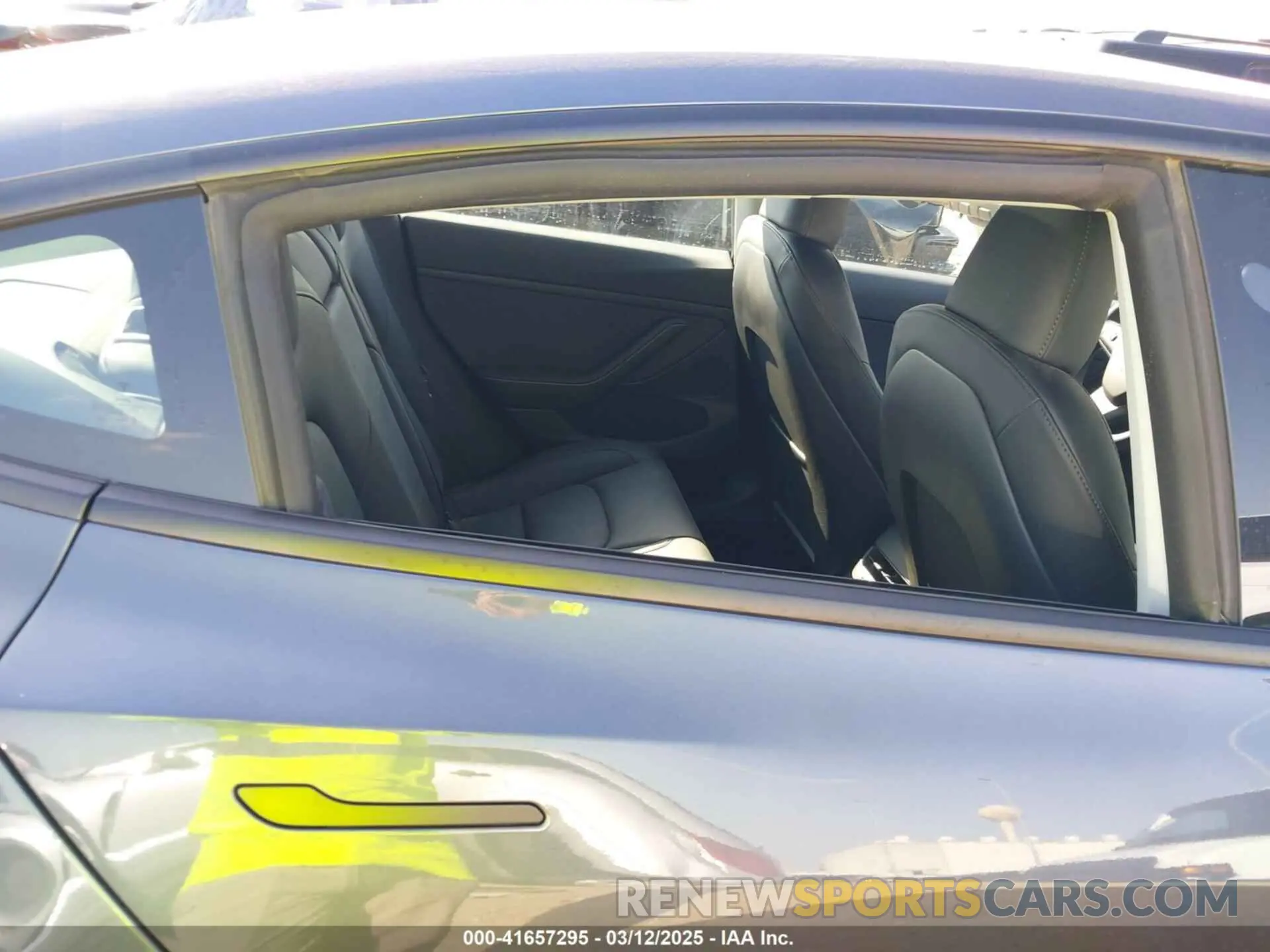 20 Фотография поврежденного автомобиля 5YJ3E1EA1PF576780 TESLA MODEL 3 2023