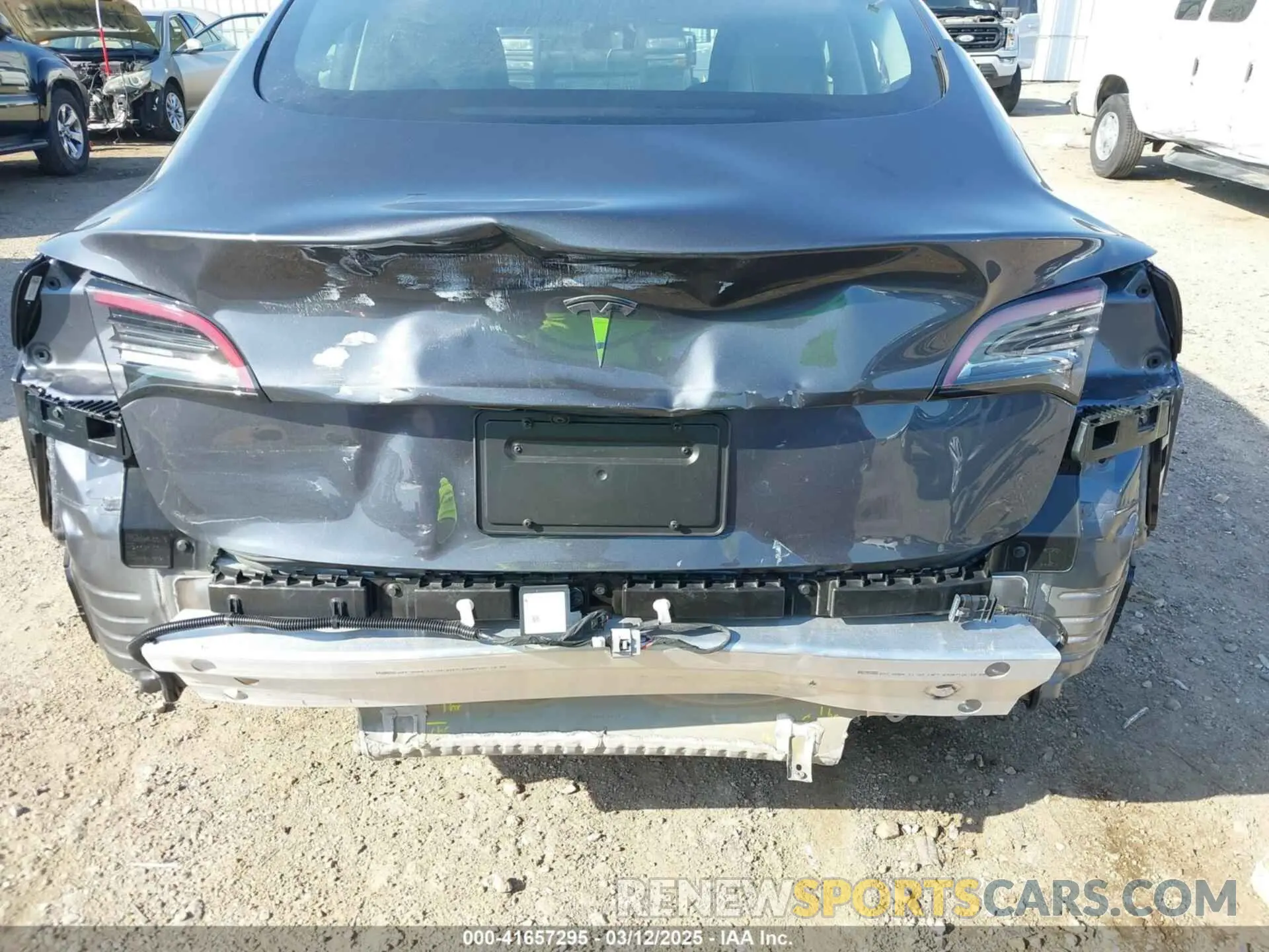 6 Фотография поврежденного автомобиля 5YJ3E1EA1PF576780 TESLA MODEL 3 2023