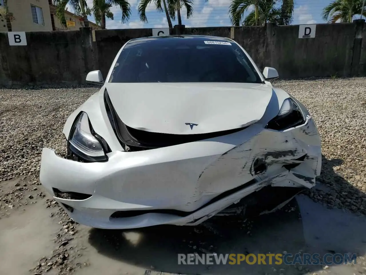 5 Фотография поврежденного автомобиля 5YJ3E1EA1PF582899 TESLA MODEL 3 2023