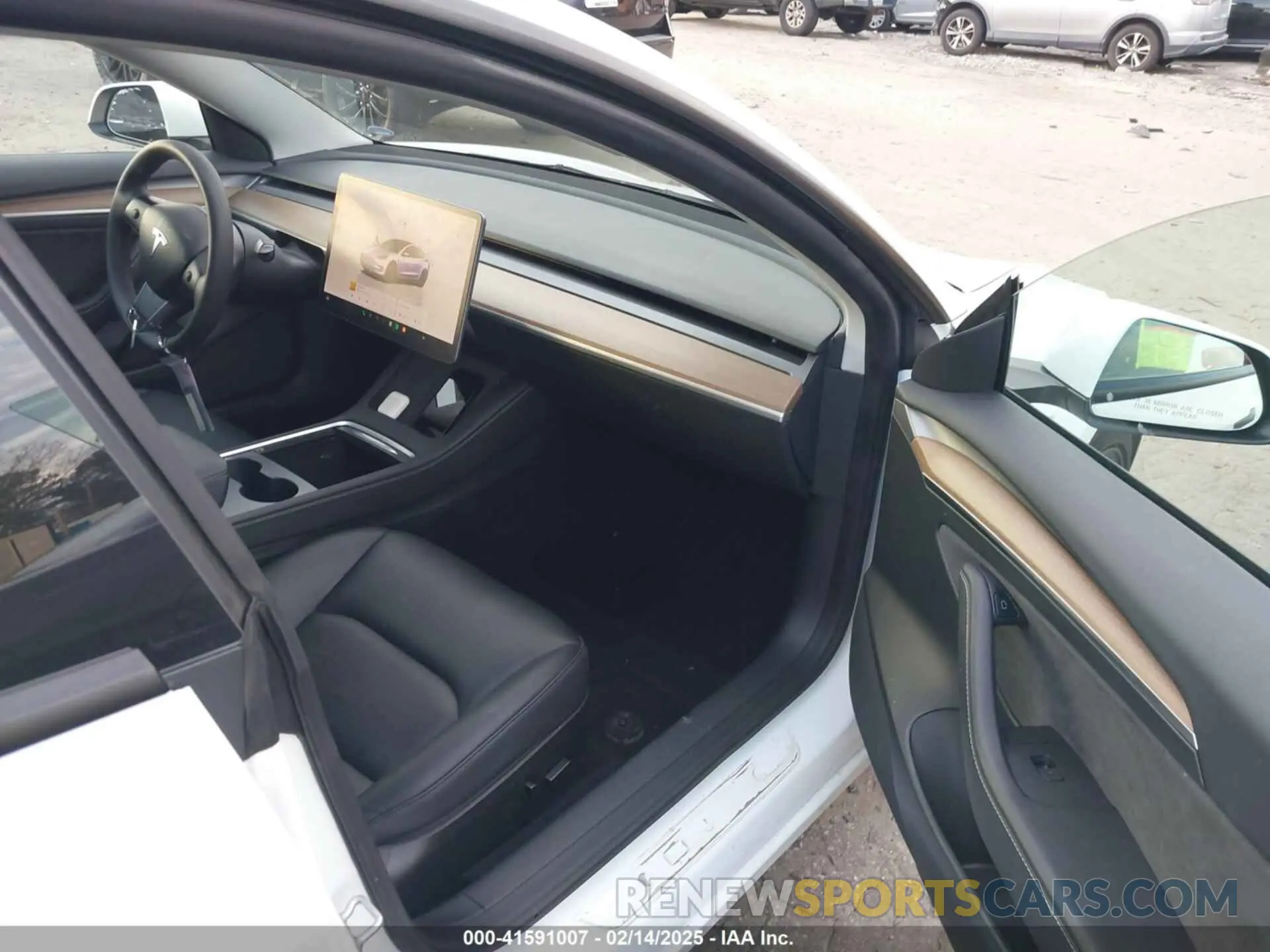 5 Photograph of a damaged car 5YJ3E1EA1PF600723 TESLA MODEL 3 2023