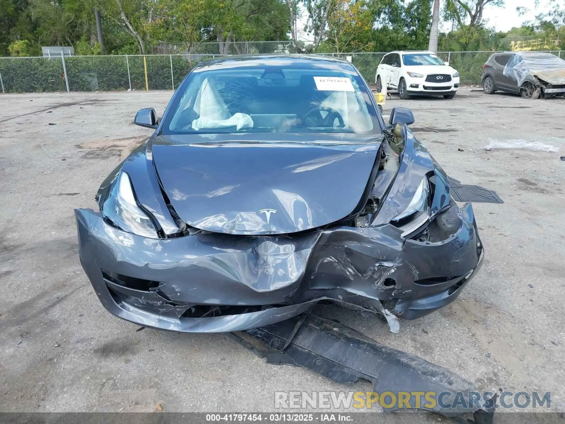 11 Photograph of a damaged car 5YJ3E1EA1PF601418 TESLA MODEL 3 2023