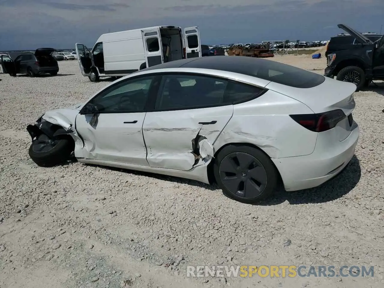 2 Photograph of a damaged car 5YJ3E1EA1PF608109 TESLA MODEL 3 2023
