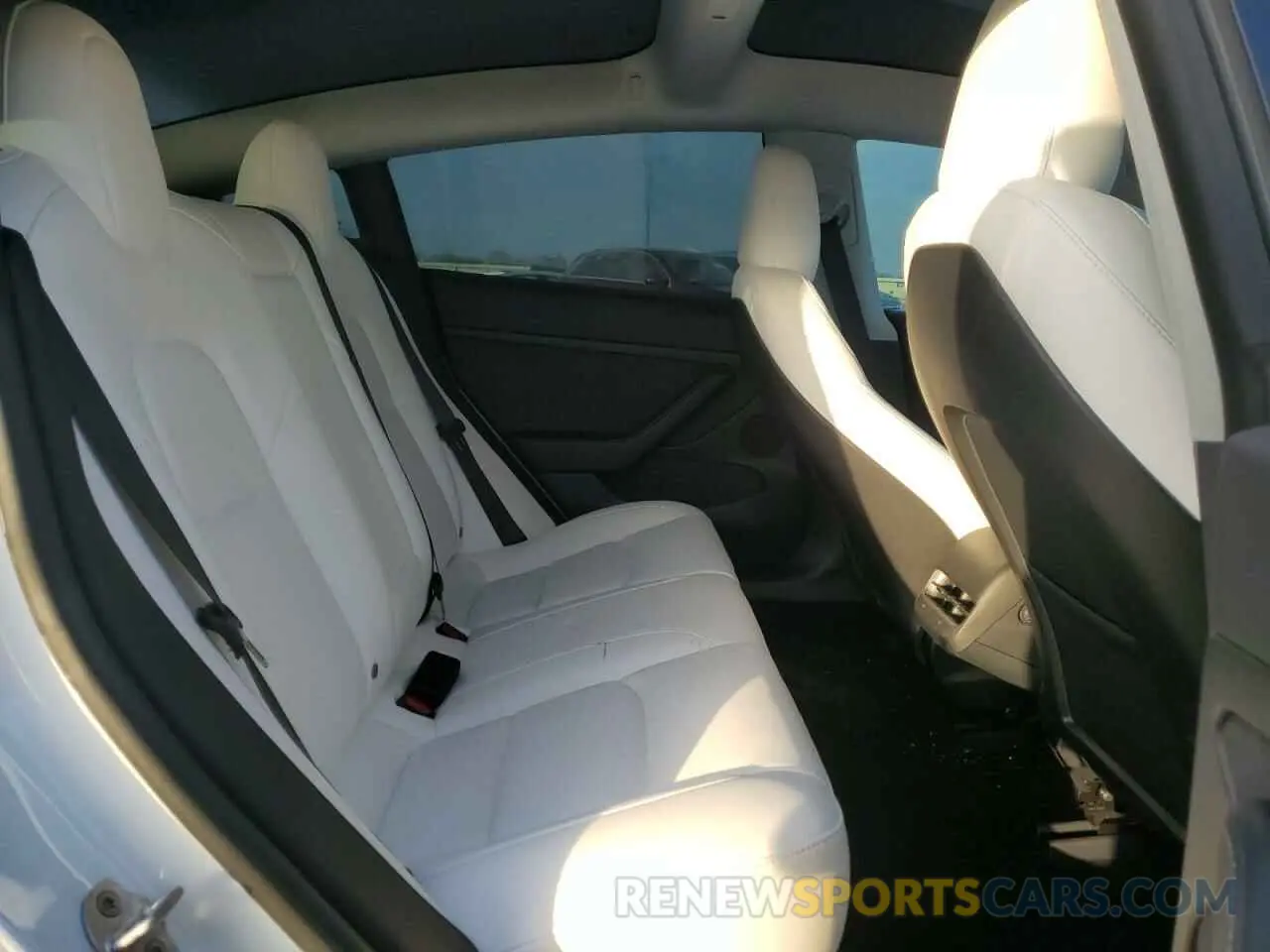 10 Фотография поврежденного автомобиля 5YJ3E1EA1PF619885 TESLA MODEL 3 2023