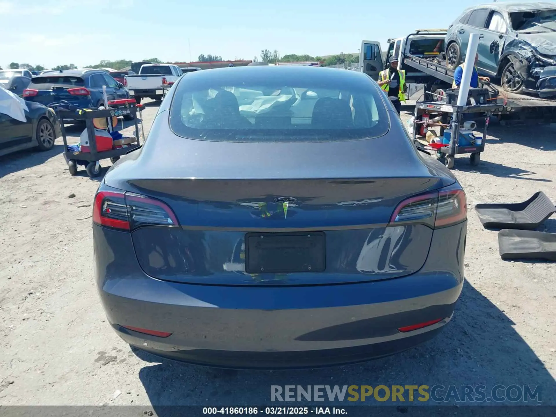 16 Фотография поврежденного автомобиля 5YJ3E1EA1PF622012 TESLA MODEL 3 2023