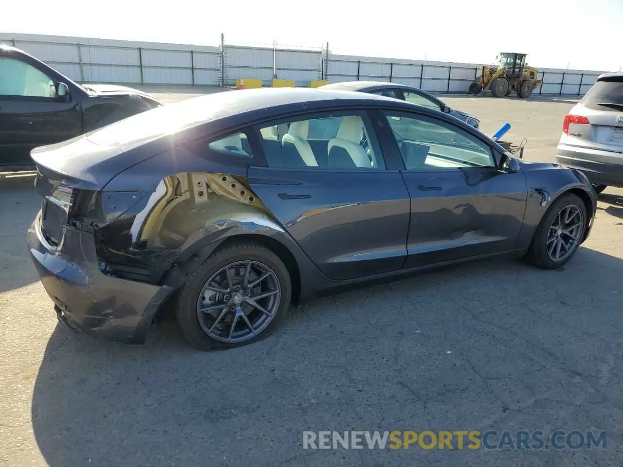 3 Фотография поврежденного автомобиля 5YJ3E1EA1PF638310 TESLA MODEL 3 2023