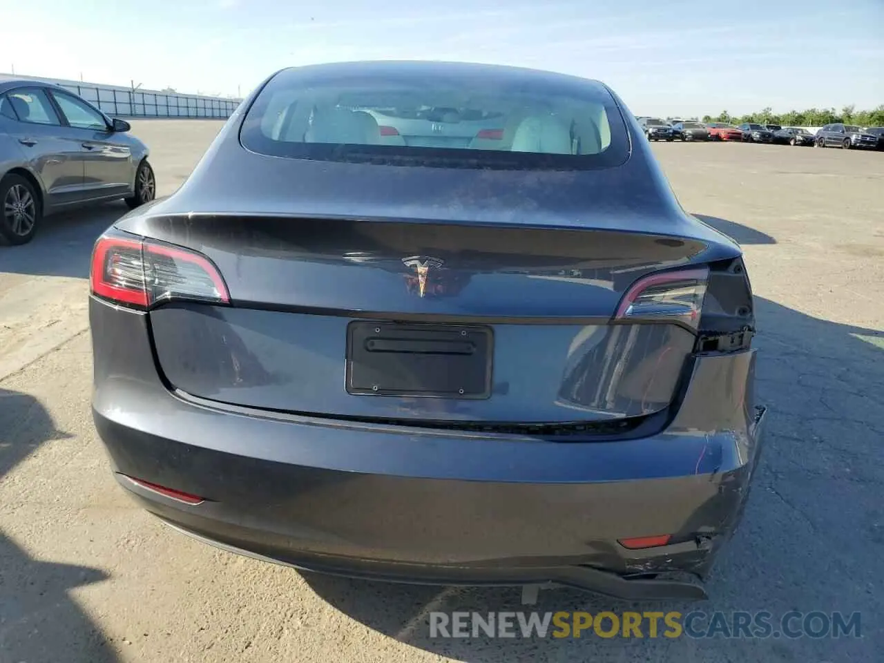 6 Фотография поврежденного автомобиля 5YJ3E1EA1PF638310 TESLA MODEL 3 2023