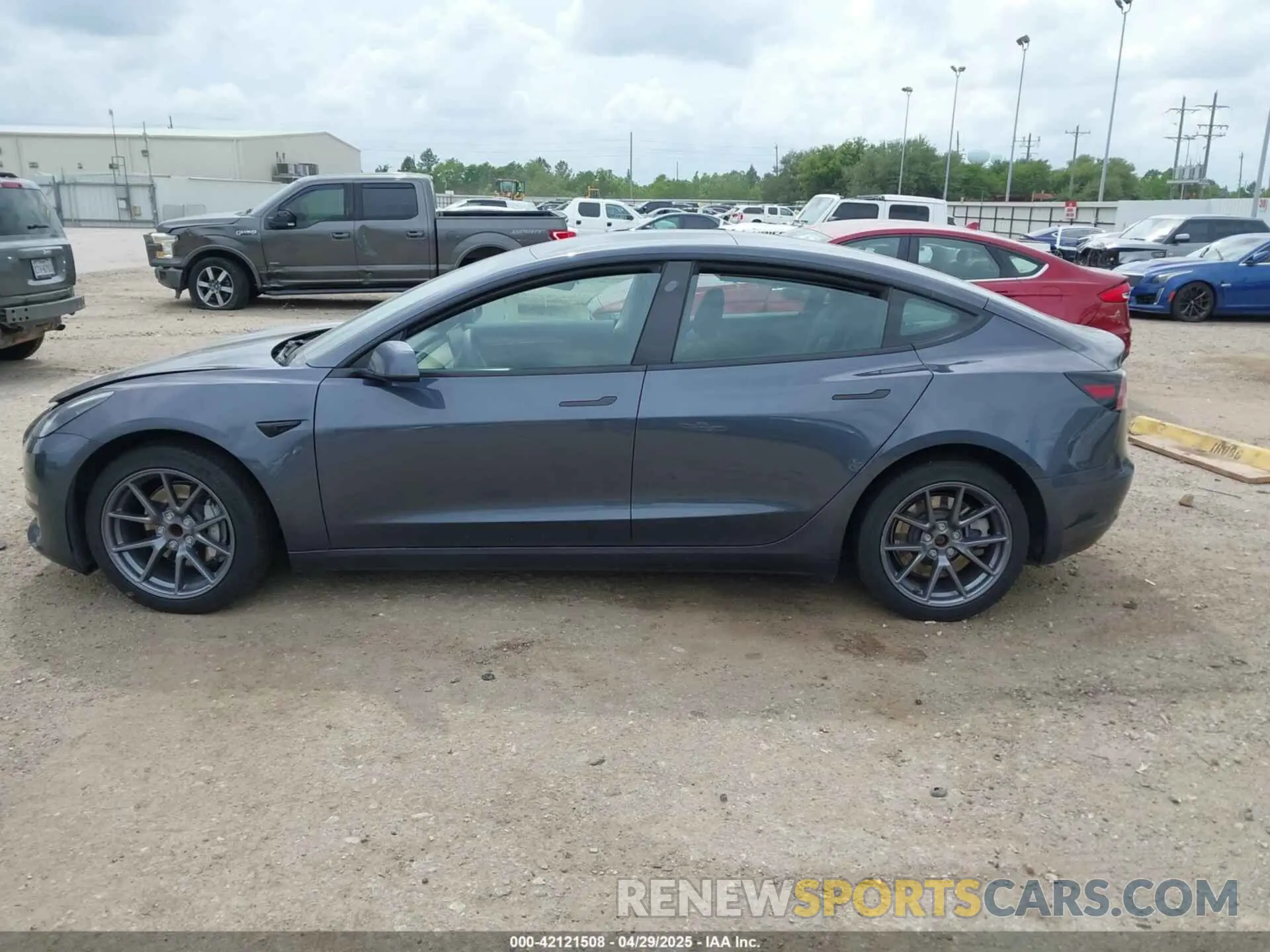 13 Photograph of a damaged car 5YJ3E1EA1PF642955 TESLA MODEL 3 2023