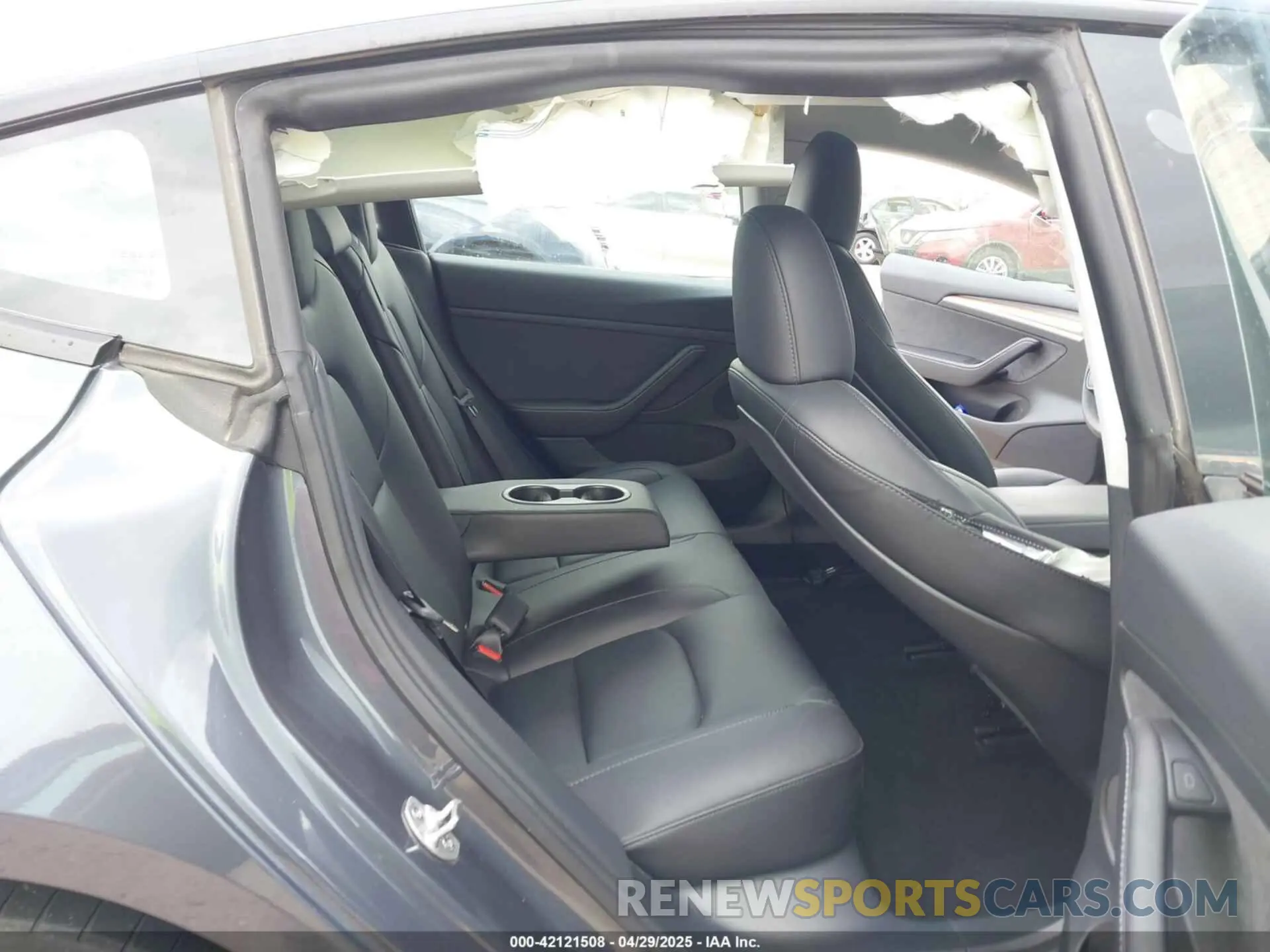 8 Photograph of a damaged car 5YJ3E1EA1PF642955 TESLA MODEL 3 2023