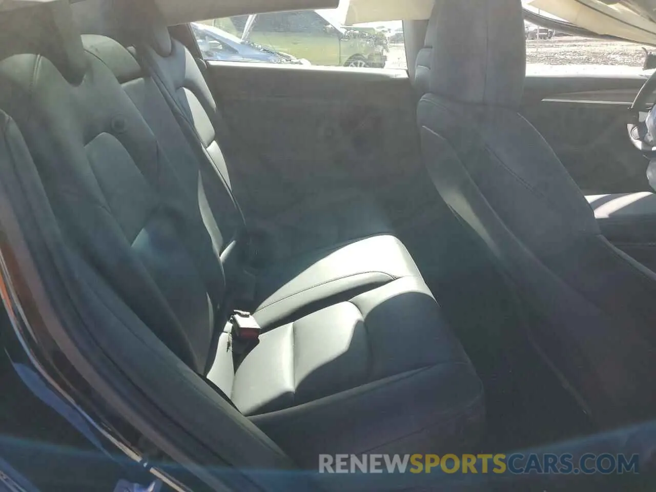 10 Photograph of a damaged car 5YJ3E1EA1PF644804 TESLA MODEL 3 2023