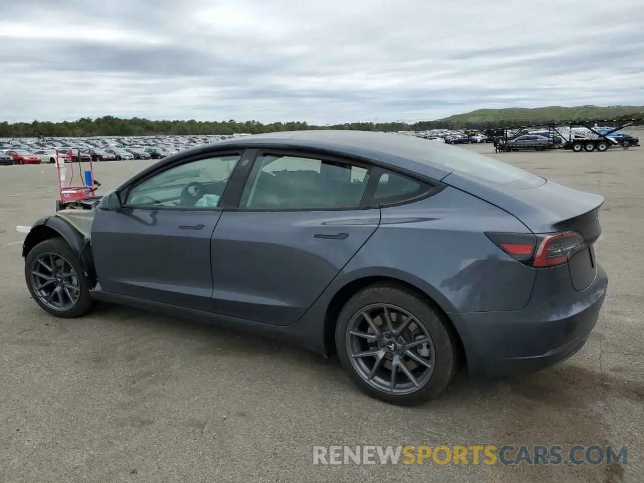 2 Фотография поврежденного автомобиля 5YJ3E1EA1PF645130 TESLA MODEL 3 2023