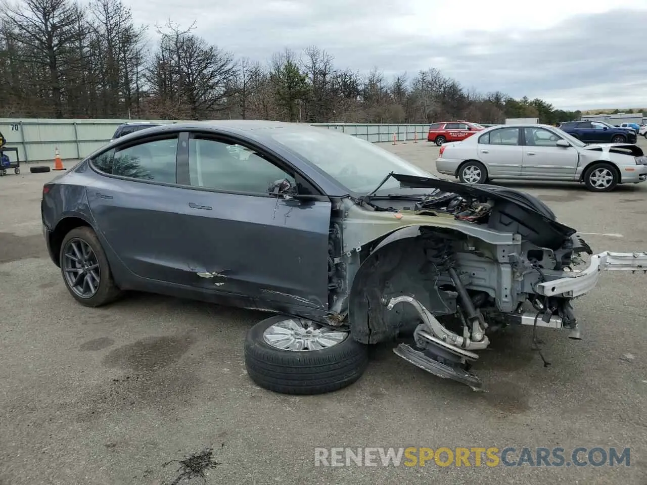 4 Фотография поврежденного автомобиля 5YJ3E1EA1PF645130 TESLA MODEL 3 2023