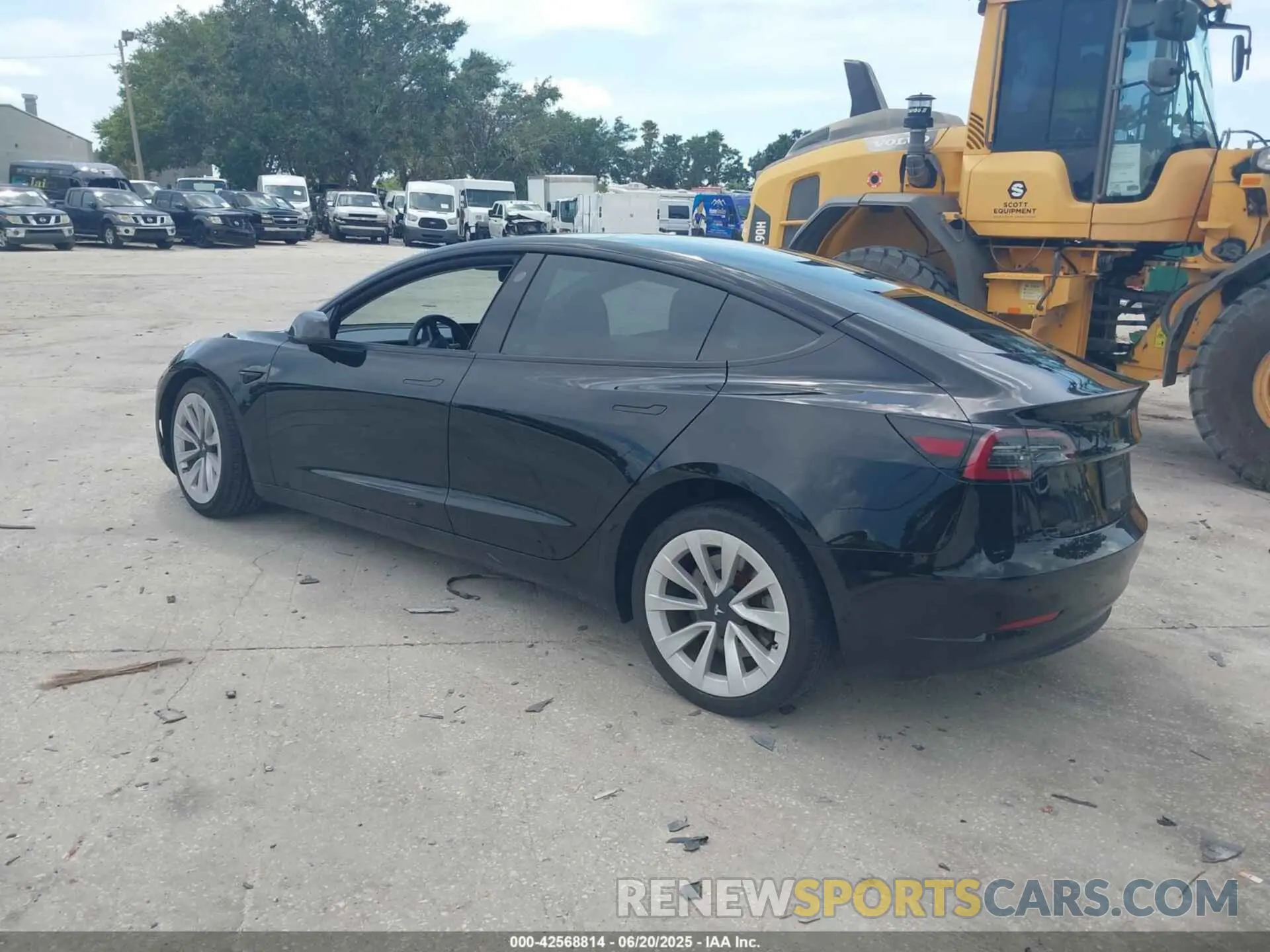 3 Photograph of a damaged car 5YJ3E1EA1PF657066 TESLA MODEL 3 2023