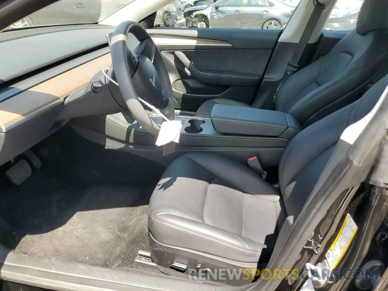 7 Фотография поврежденного автомобиля 5YJ3E1EA1PF665572 TESLA MODEL 3 2023